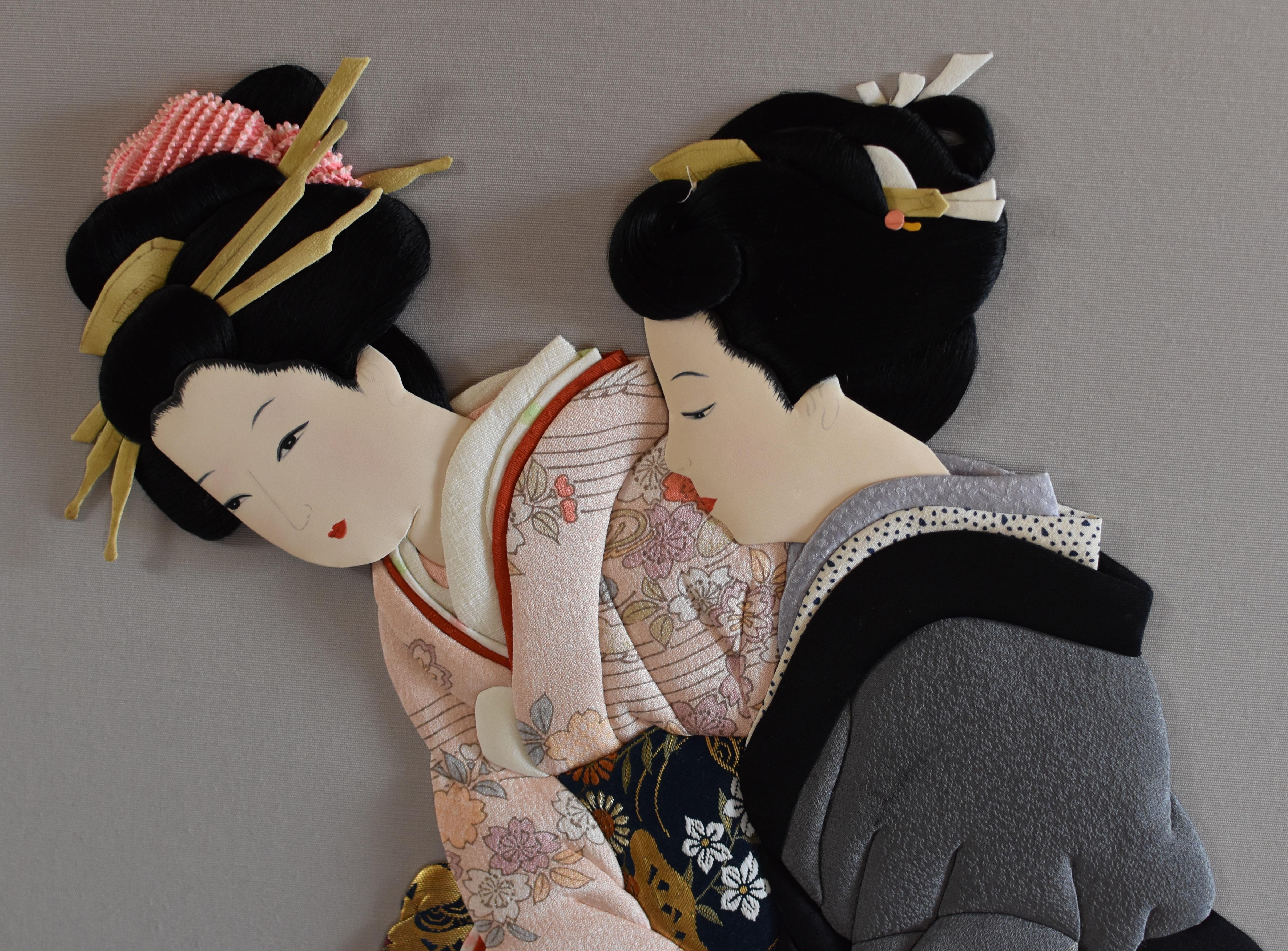 Contemporary Japanese Gray Pink Silk Brocade Hand-Crafted Oshie Decorative Art 4