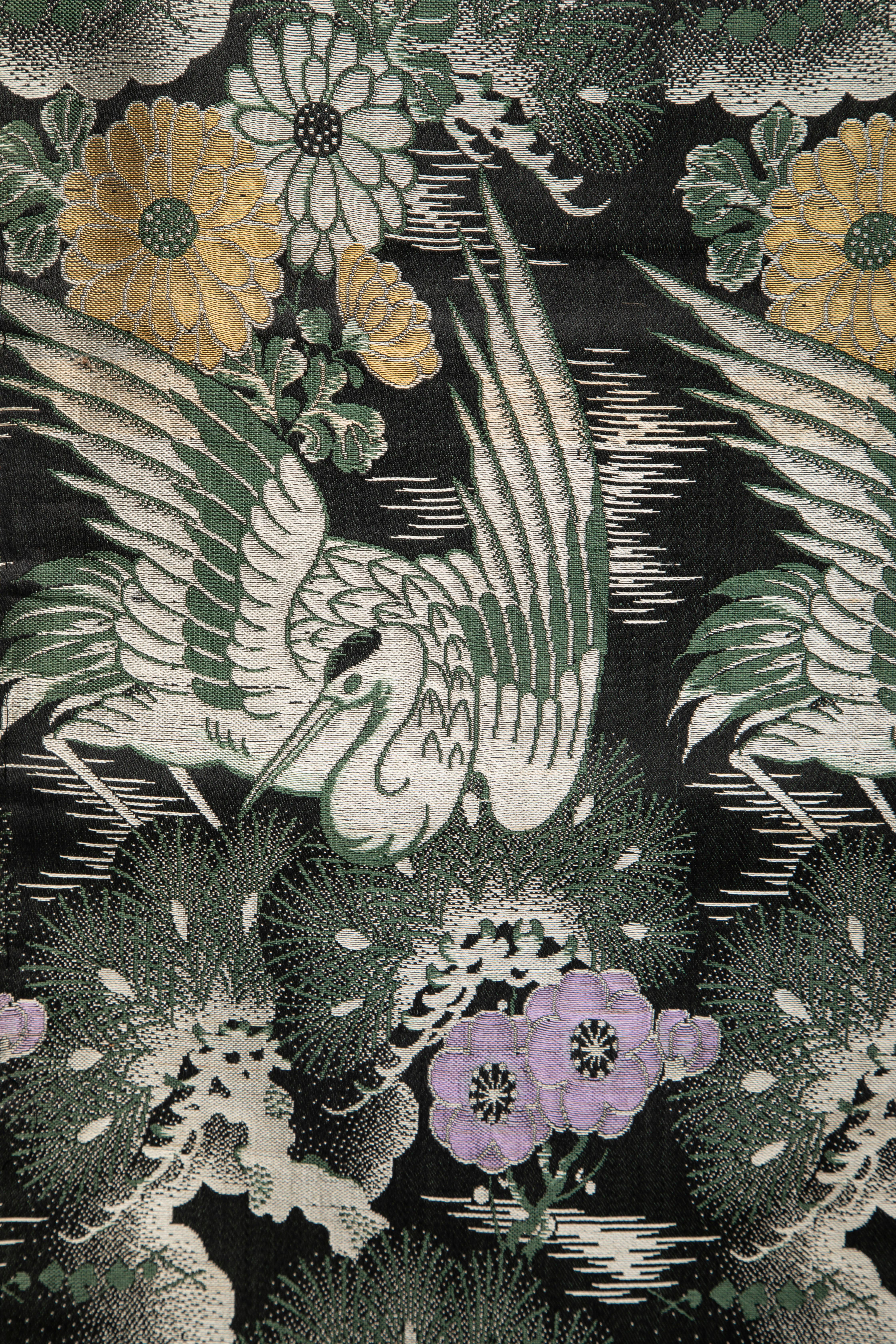 Japanisches Seidenbrokat Obi (20. Jahrhundert) im Angebot