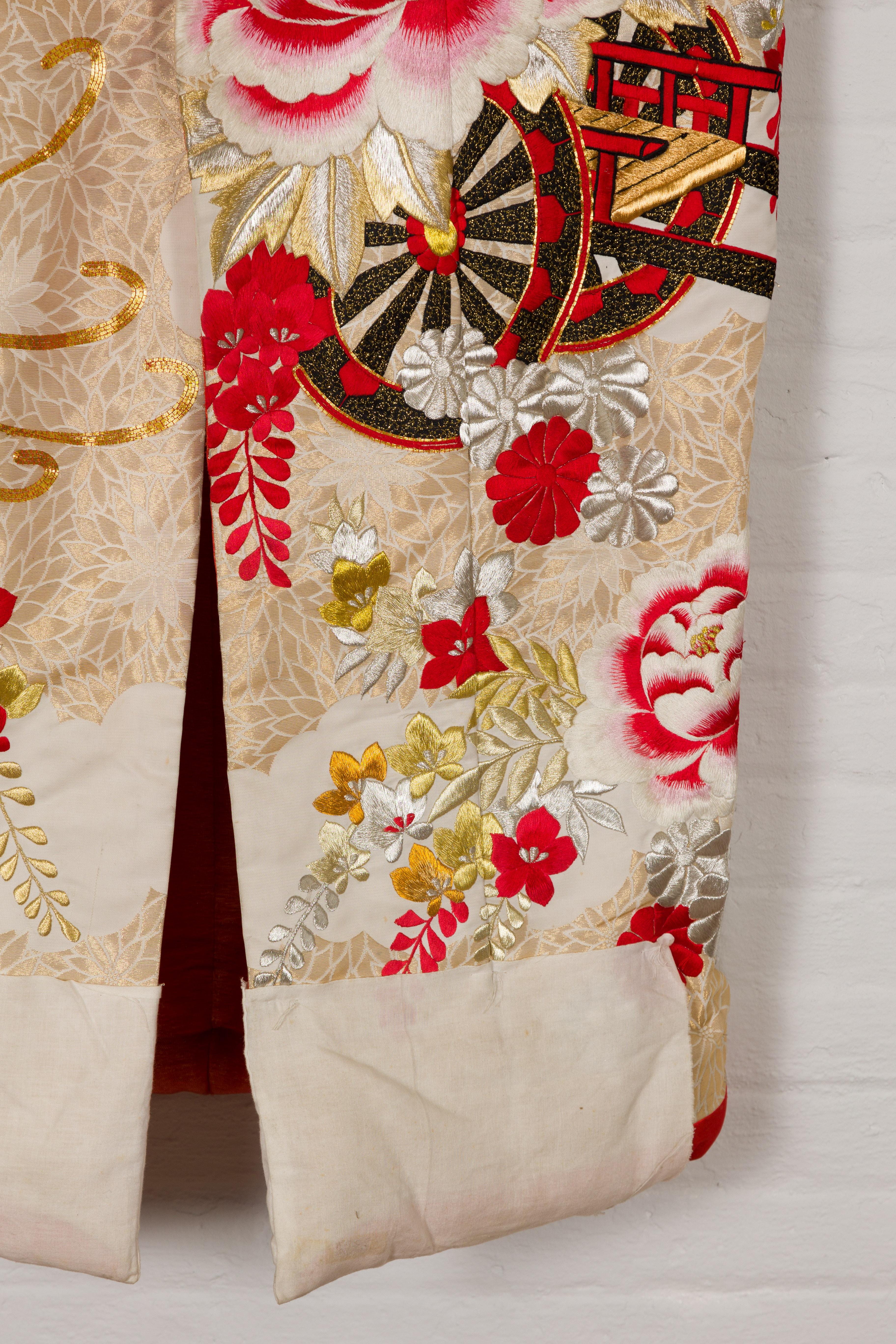 Showa Vintage Silk Kimono with Gold, Silver and Red Embroidery For Sale