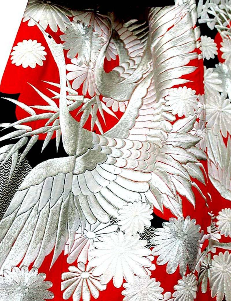 Japanese Silk Embroidered Uchikake Formal Wedding Kimono, Red Silver, Art Deco For Sale 6