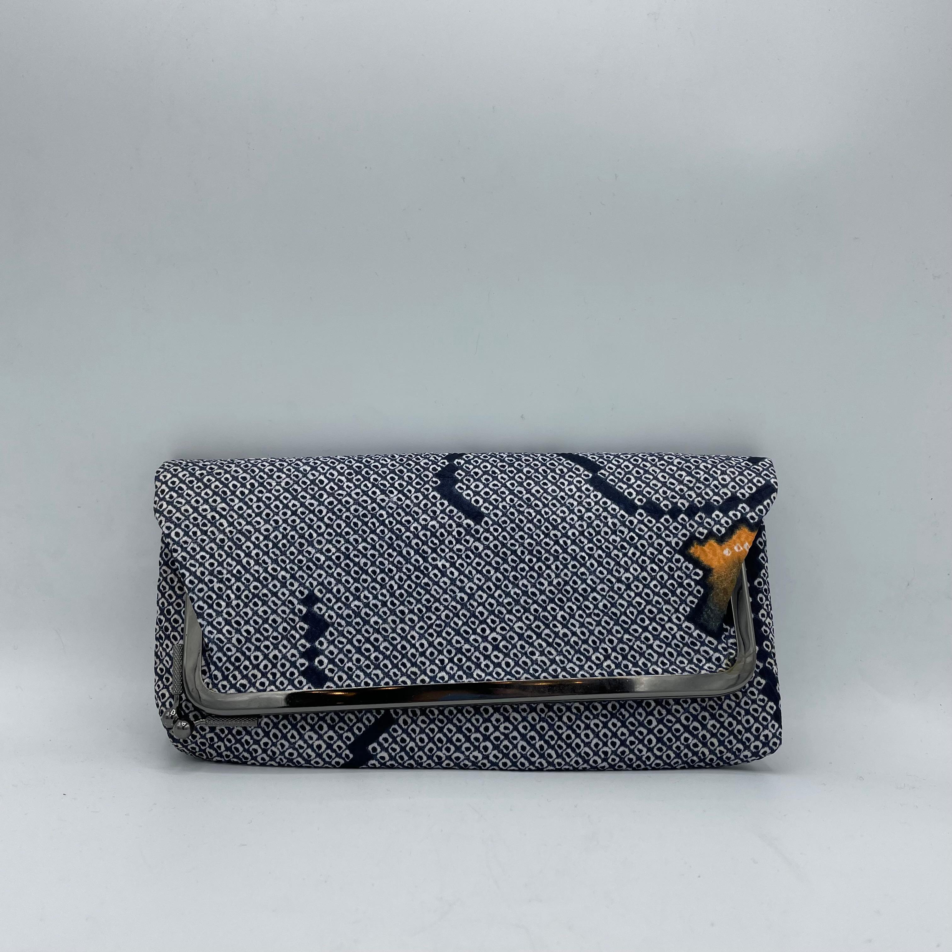Japanese Silk Handbag Shibori Technique 1990s In Good Condition For Sale In Paris, FR