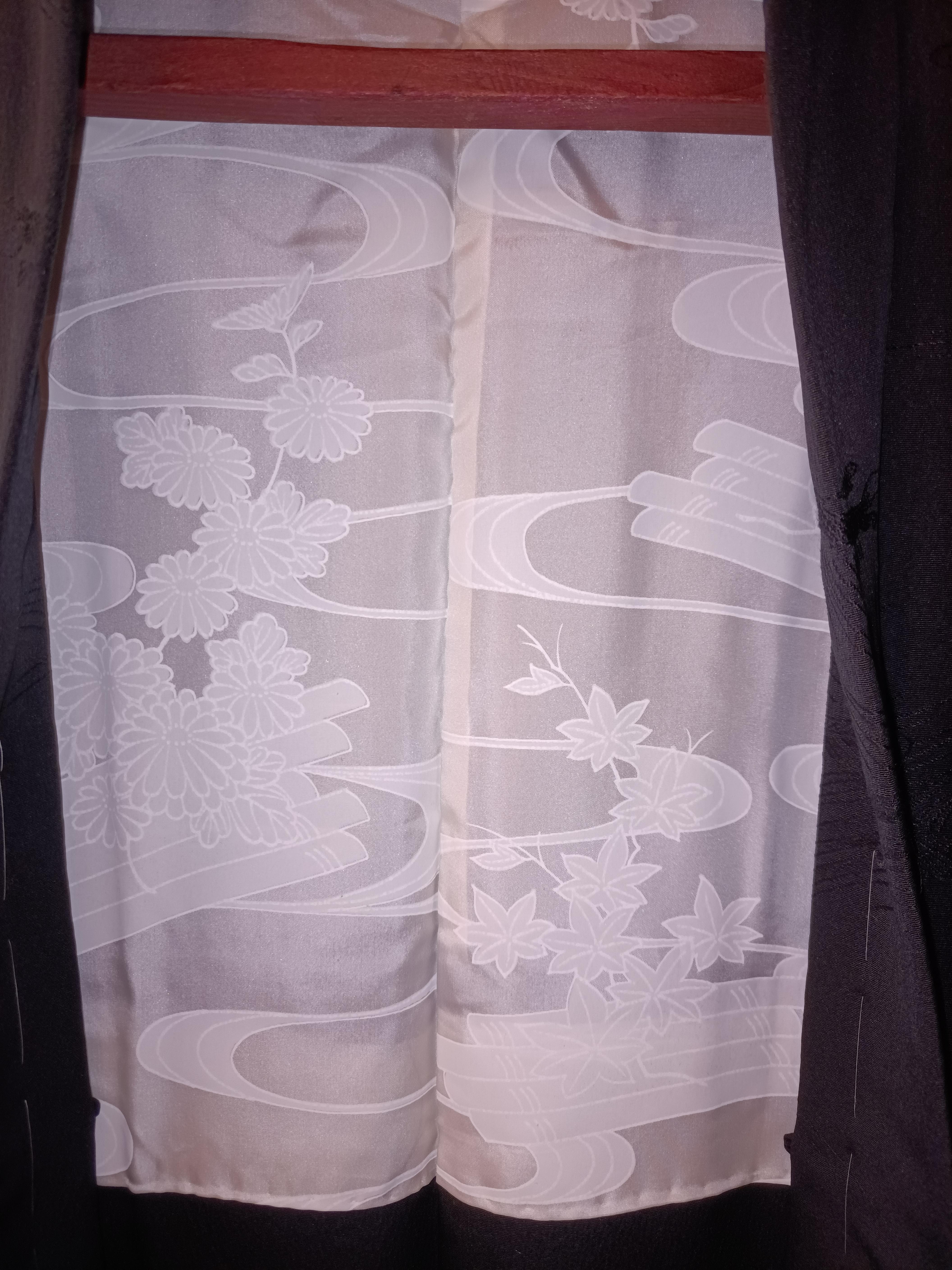 Showa Japanese silk haori jacket black For Sale