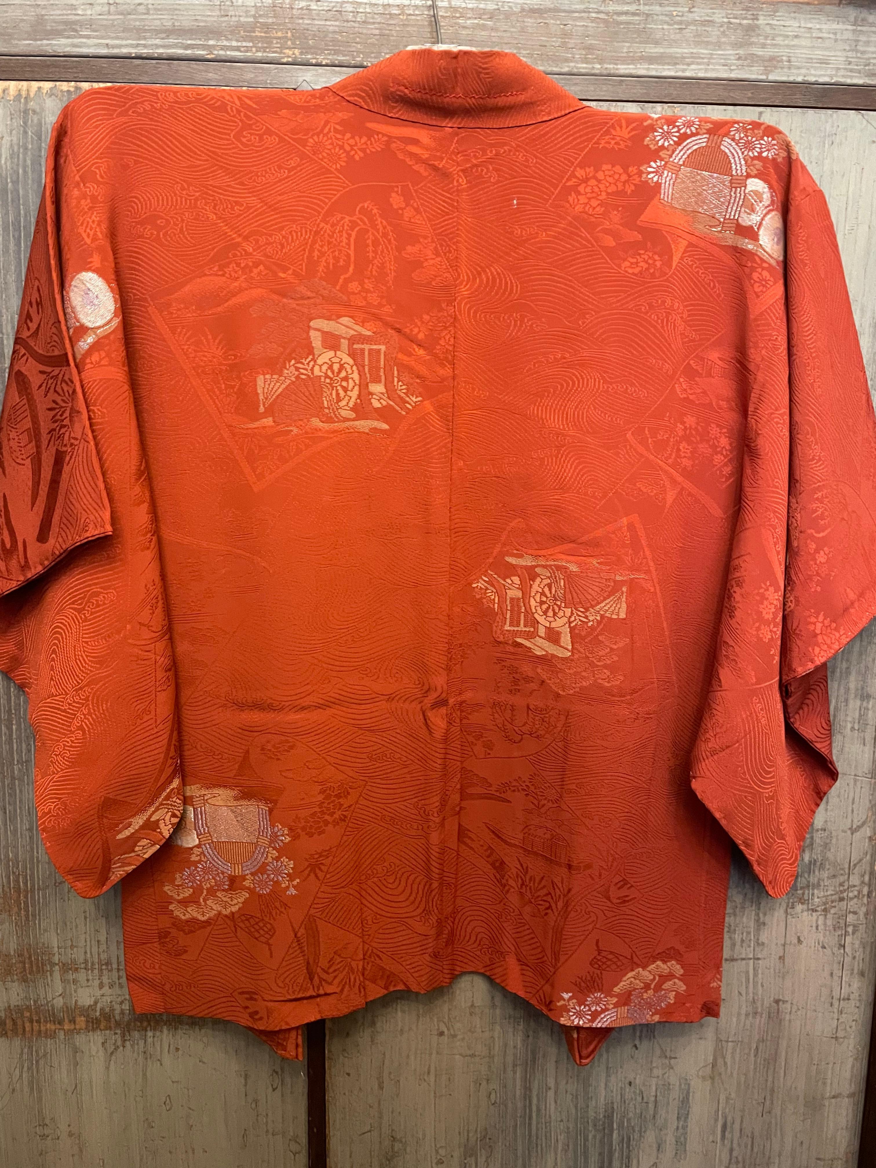 Japanische Seiden Haori Jacke Rot-Orange Hanaguruma 1970er Jahre (20. Jahrhundert) im Angebot