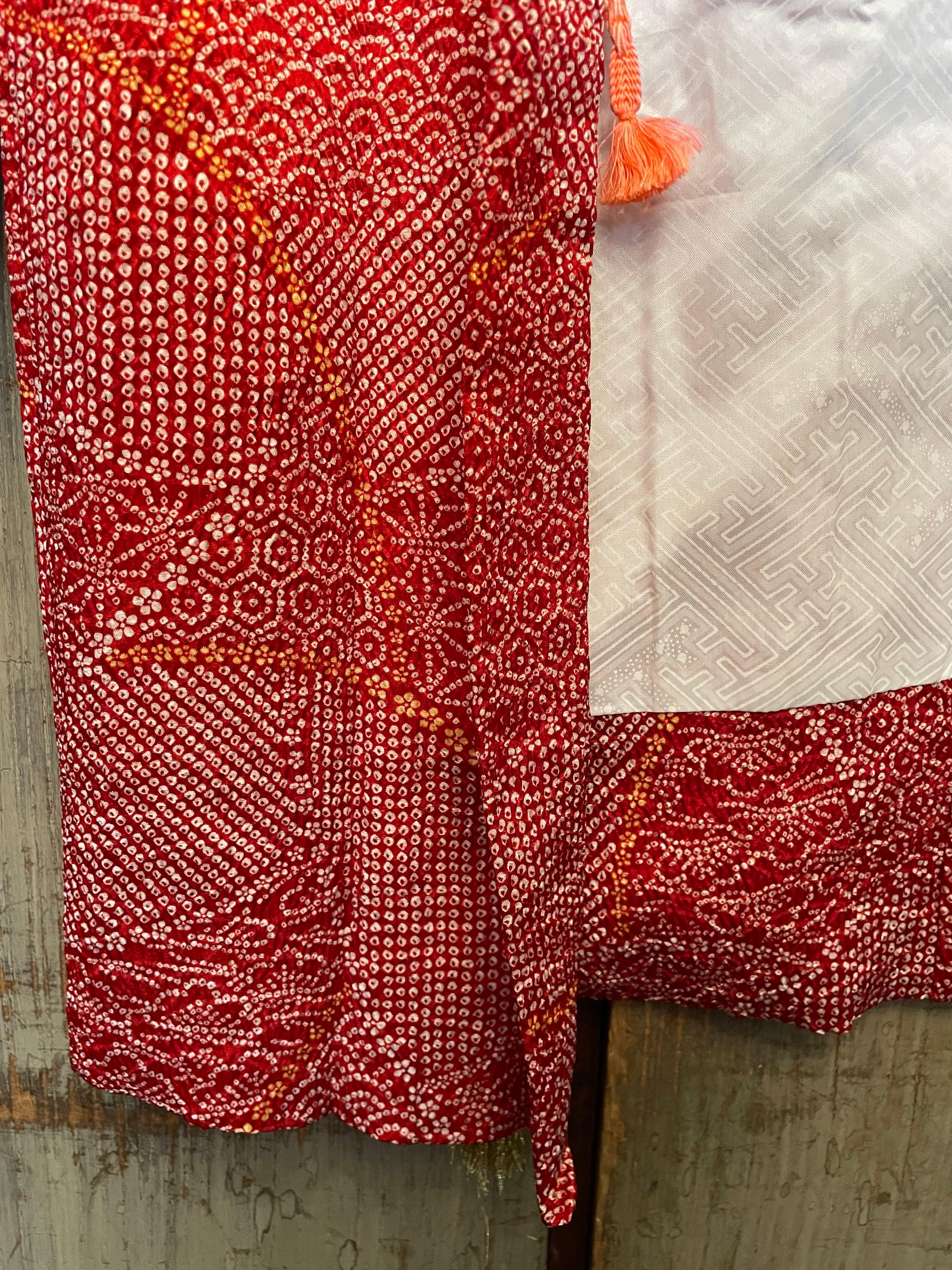 Seta Giacca giapponese Haori in seta Shibori Rosso anni 2000 Heisei in vendita