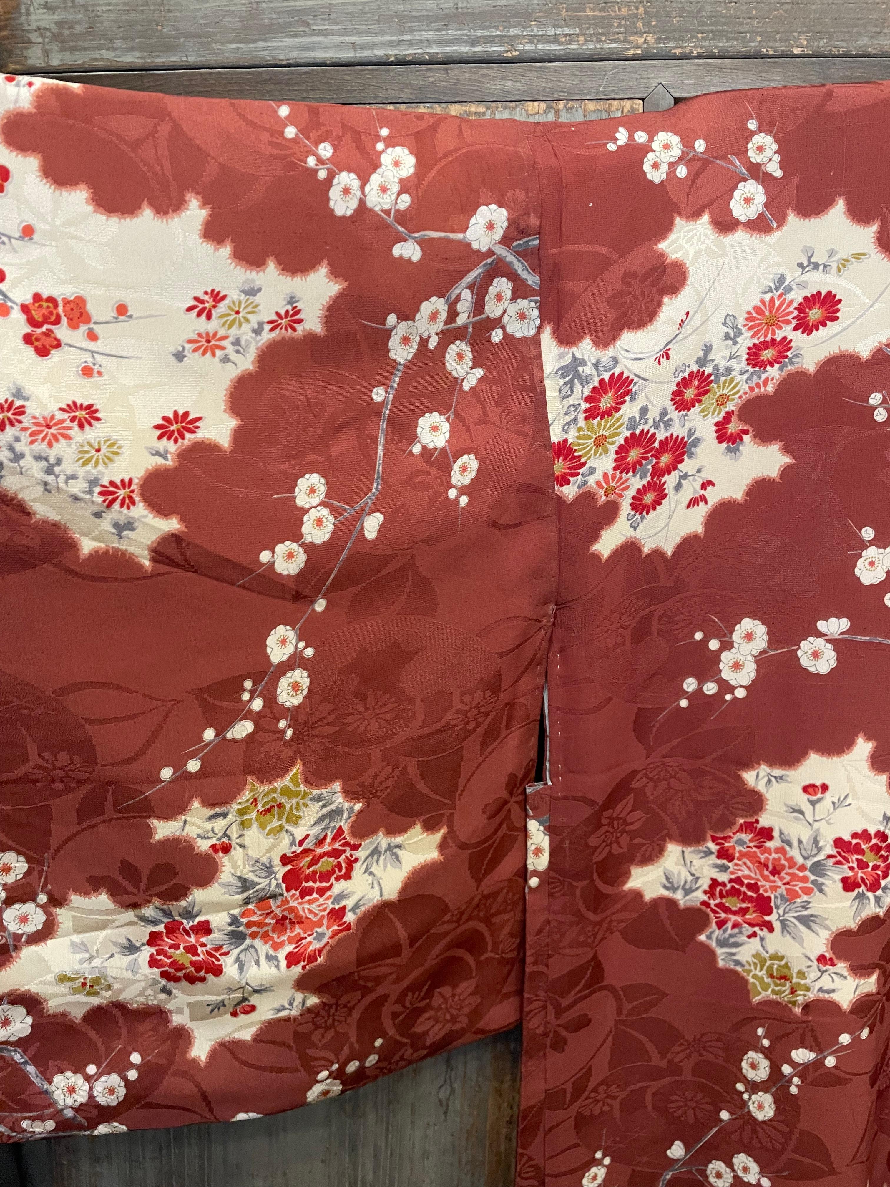 Japanese Silk Haori Jacket UME Dark Red 1980s  For Sale 3