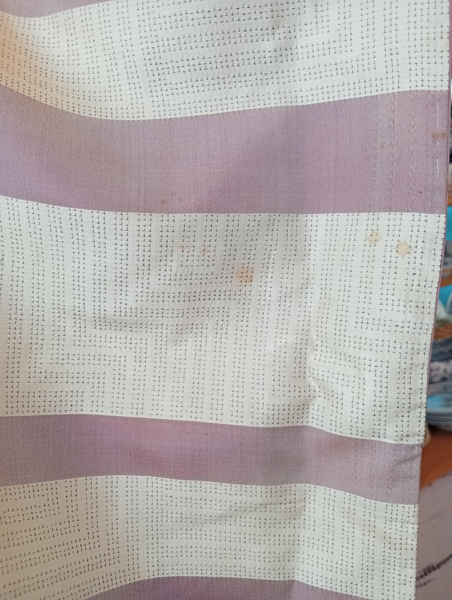 Japanische Seide Kimono beige mit rosa lila mit Mustern 1970er im Angebot 7