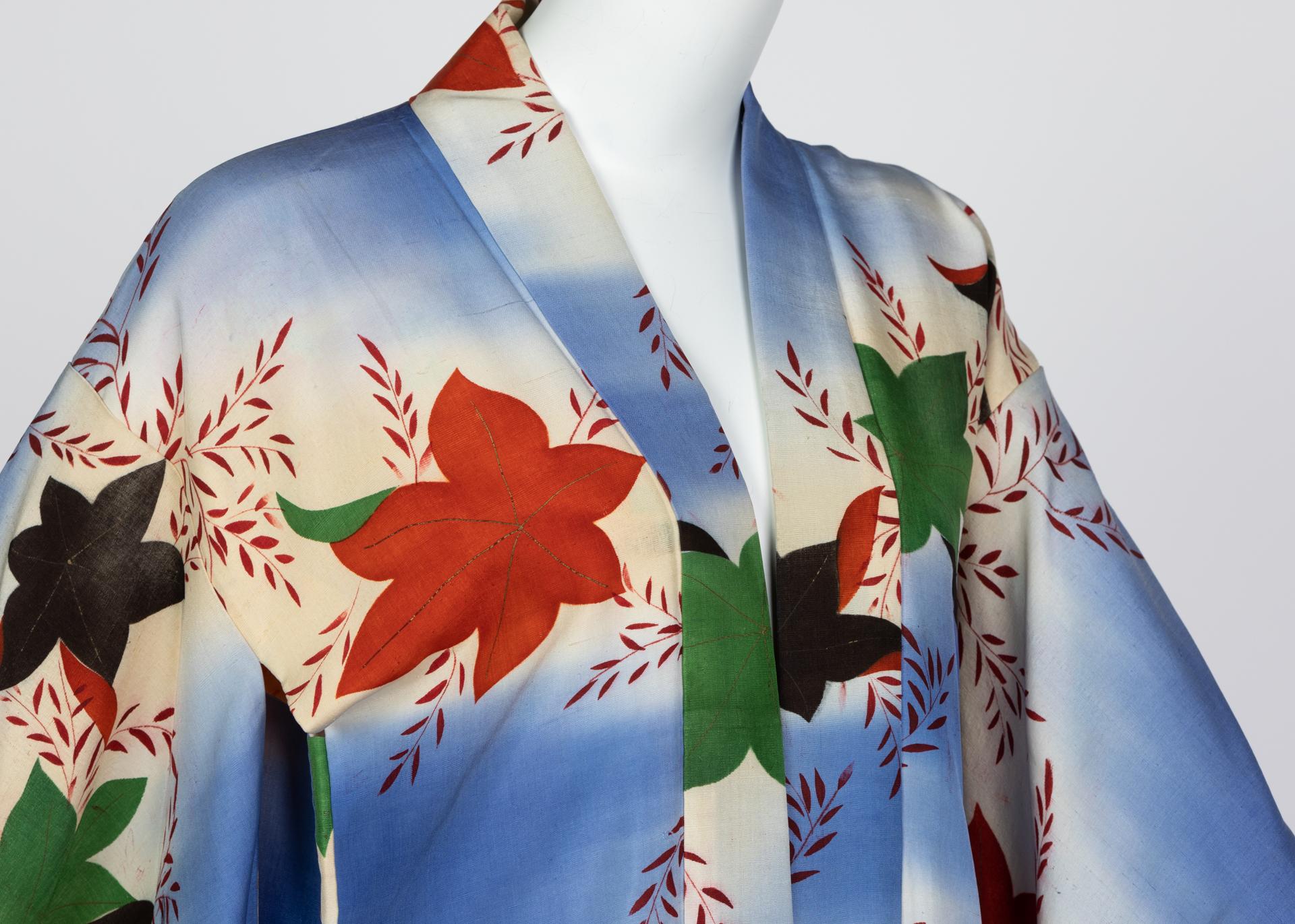 Japanese Silk Watercolor Falling Leaves Kimono Jacket Dress, 1970s For Sale 2