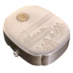 Bombonera imperial japonesa de plata y oro de Mitsukoshi, época Showa, 1935