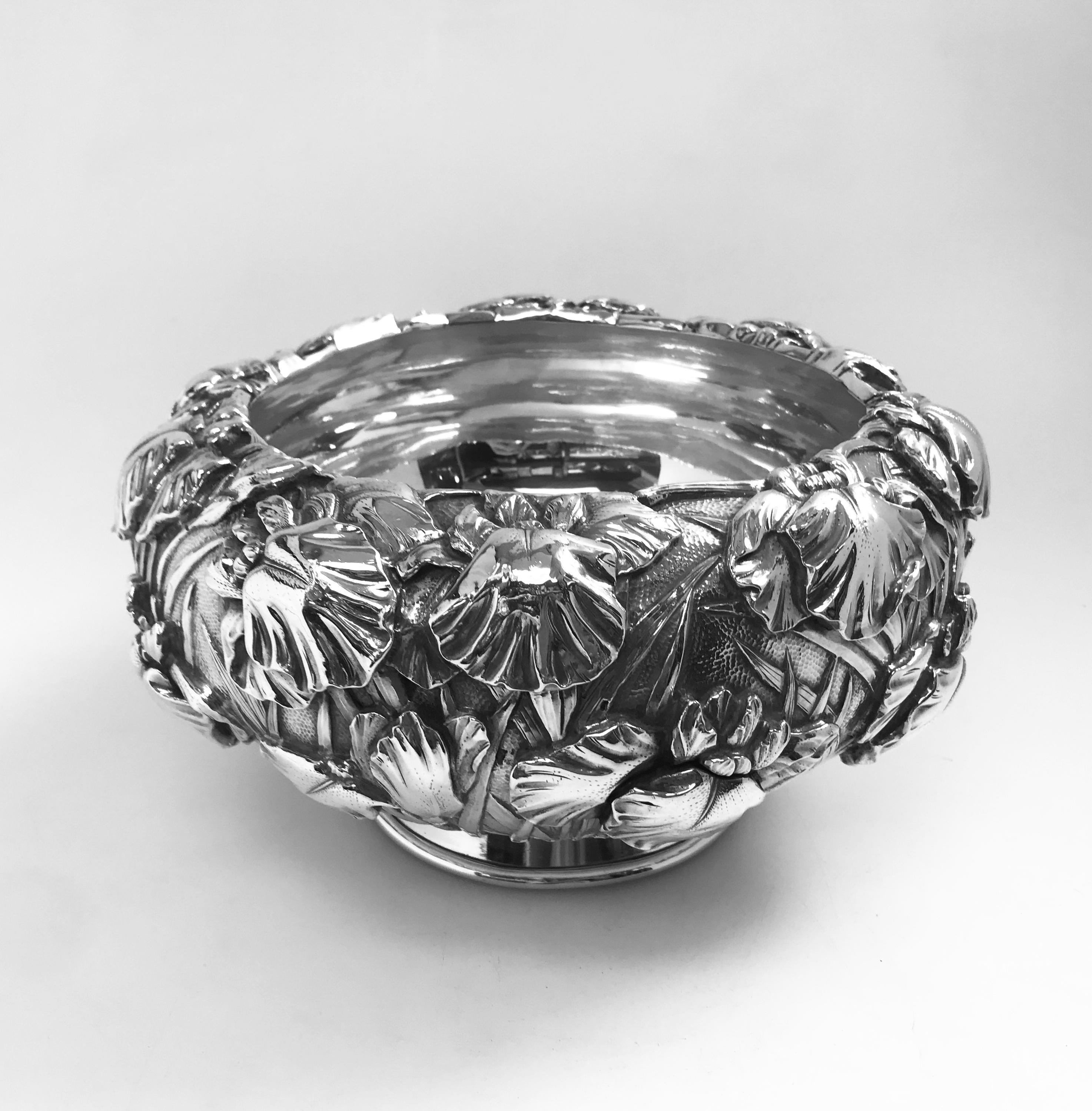 Japanese Silver Bowl In Good Condition For Sale In London, GB