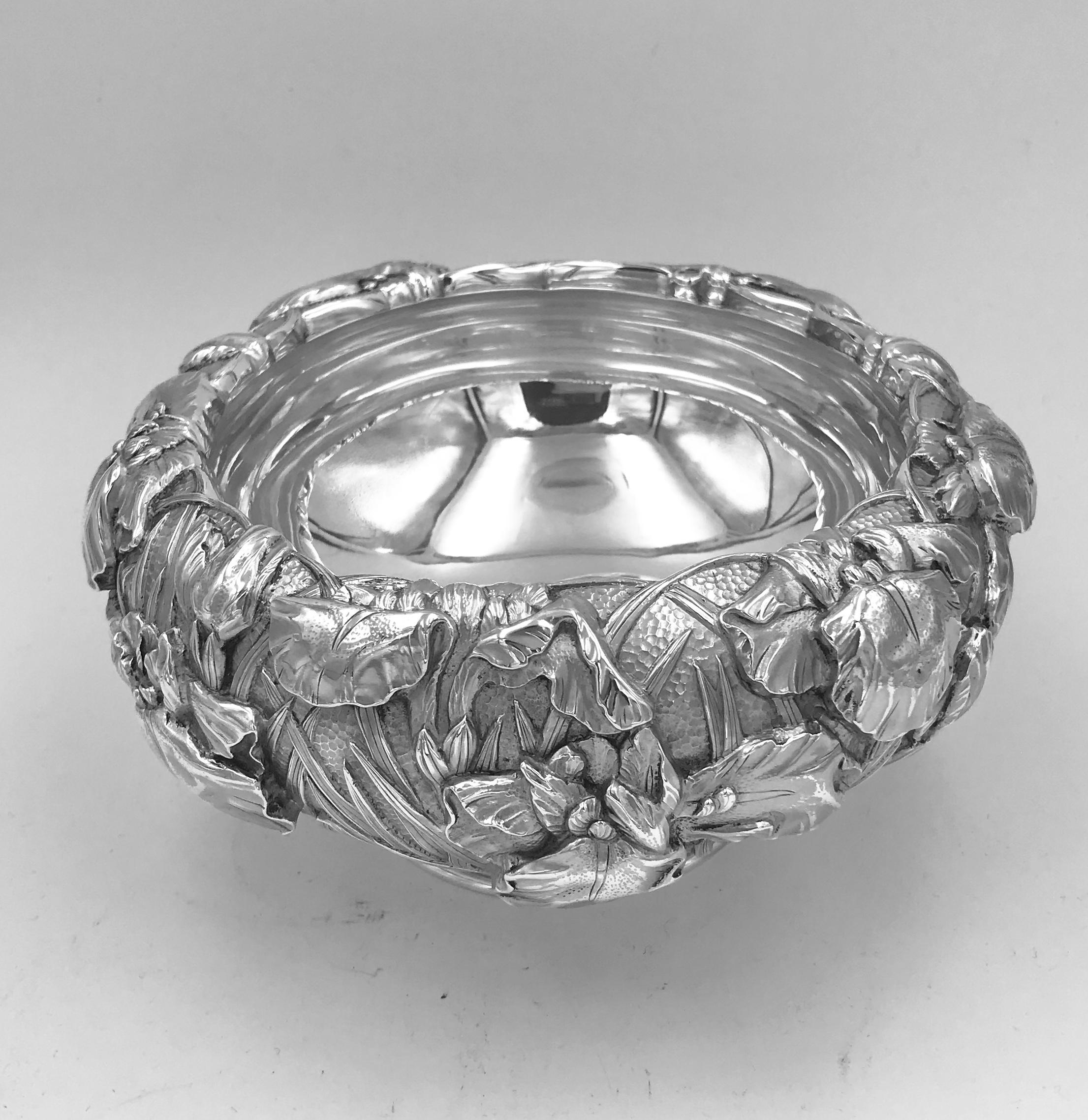 Japanische Silberschale (19. Jahrhundert) im Angebot