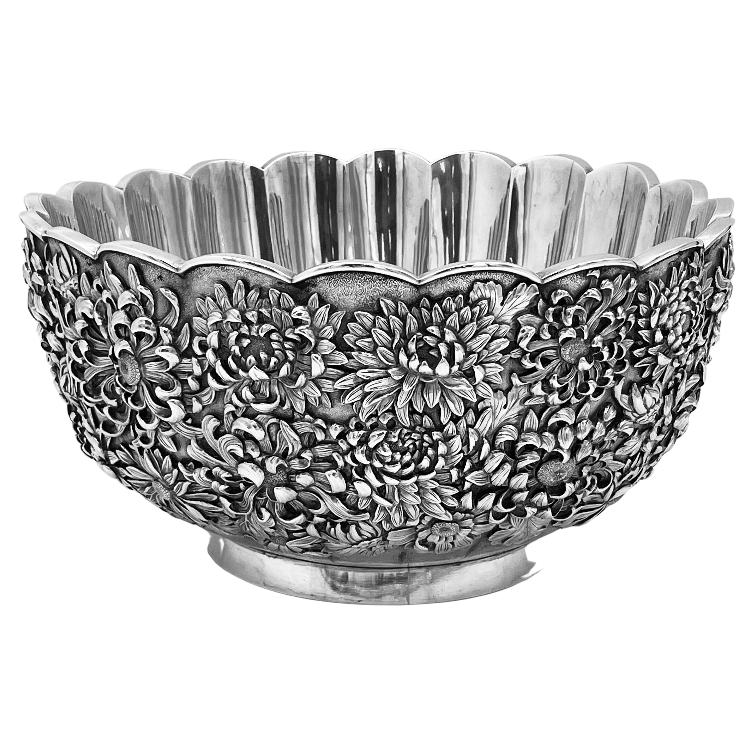 Japanese Silver Bowl with chrysanthemum For Sale