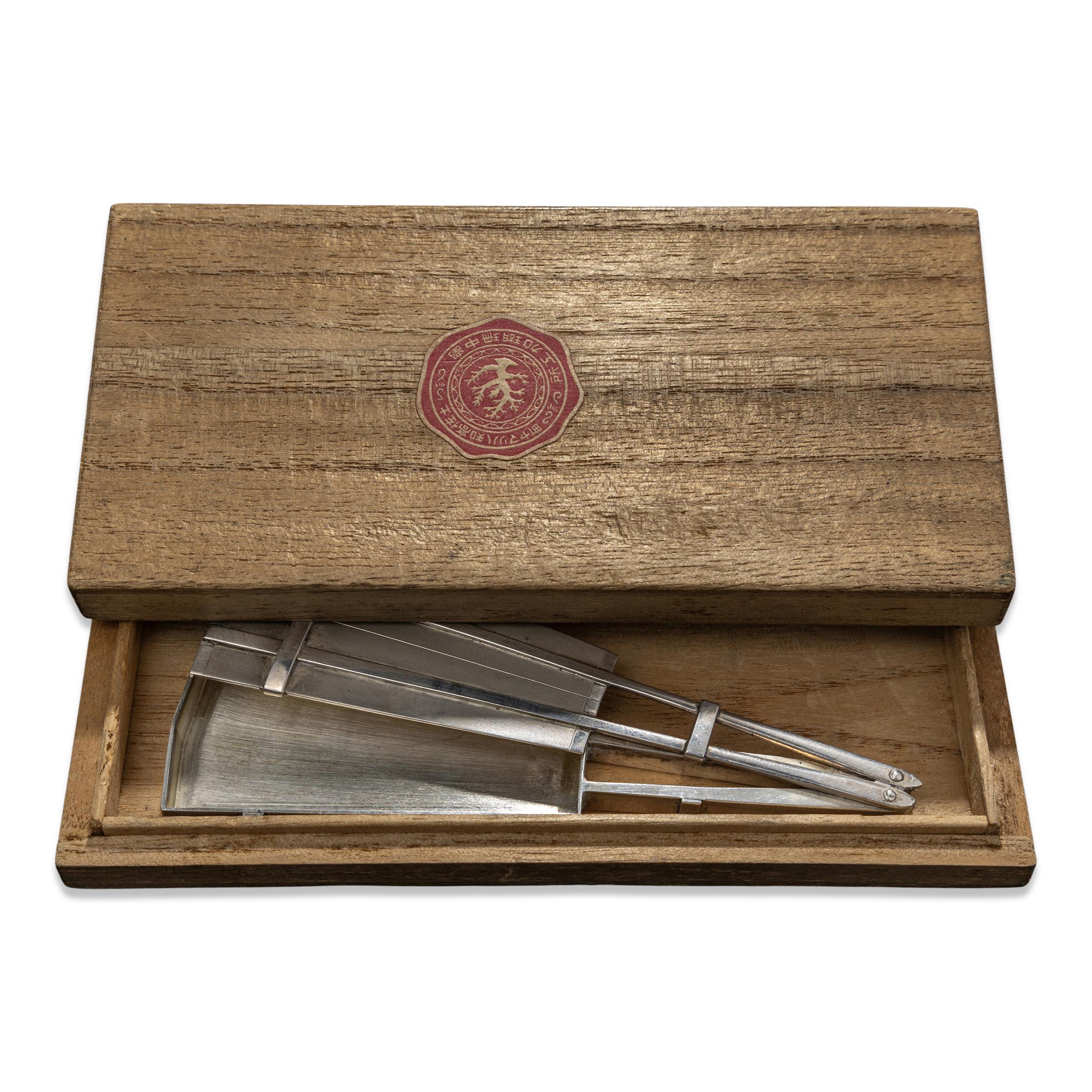 Japanische Fächerschachtel aus Silber (20. Jahrhundert) im Angebot