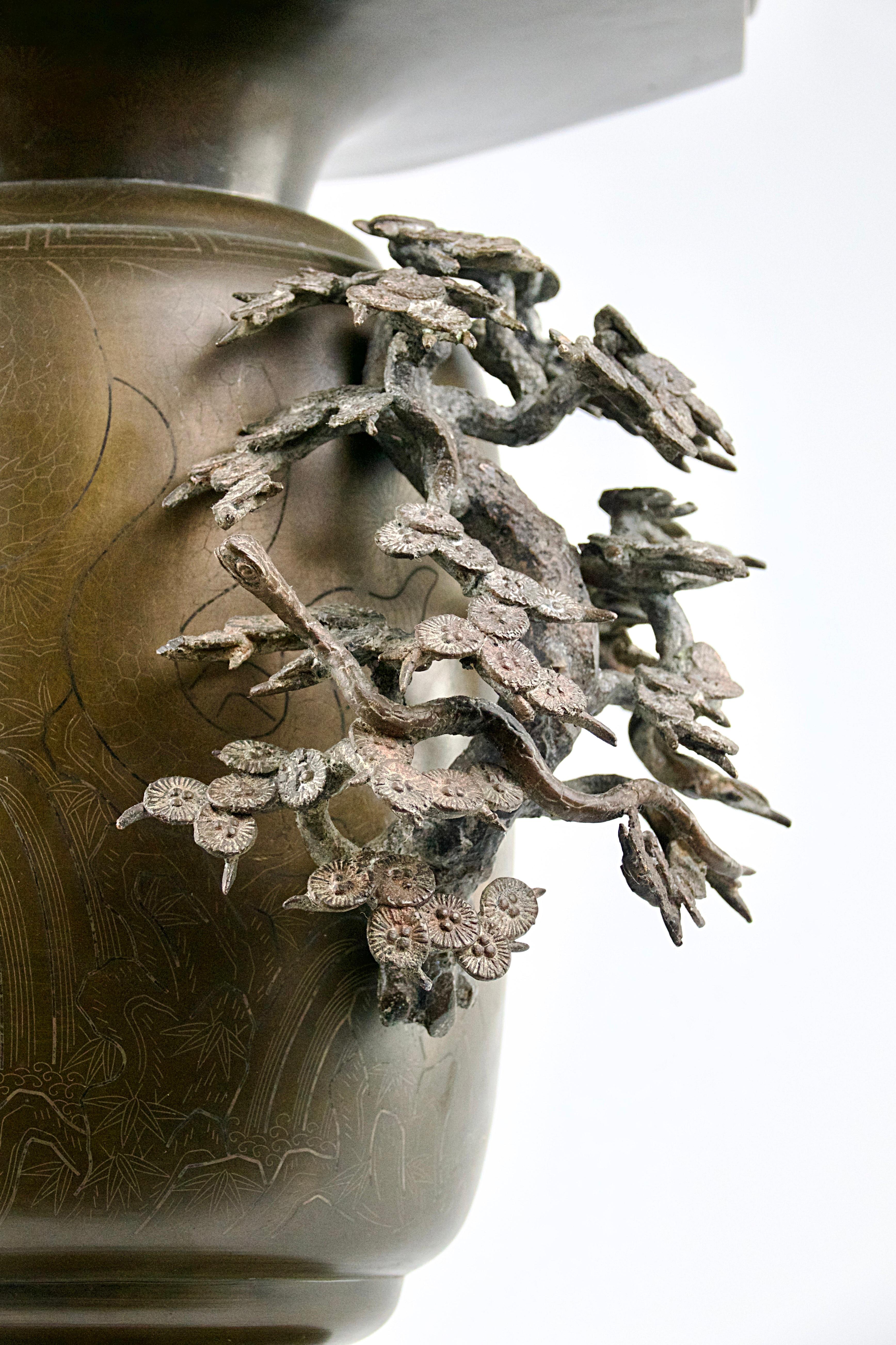 Japanese Silver Inlay Samuraï and Dragon Vase, Japan, 19th Century For Sale 5