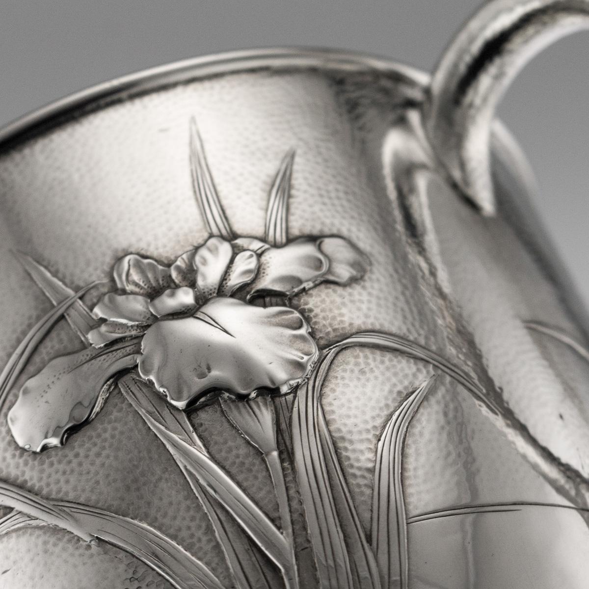 Servizio da tè e caffè massiccio in argento giapponese su vassoio, circa 1900 in vendita 8