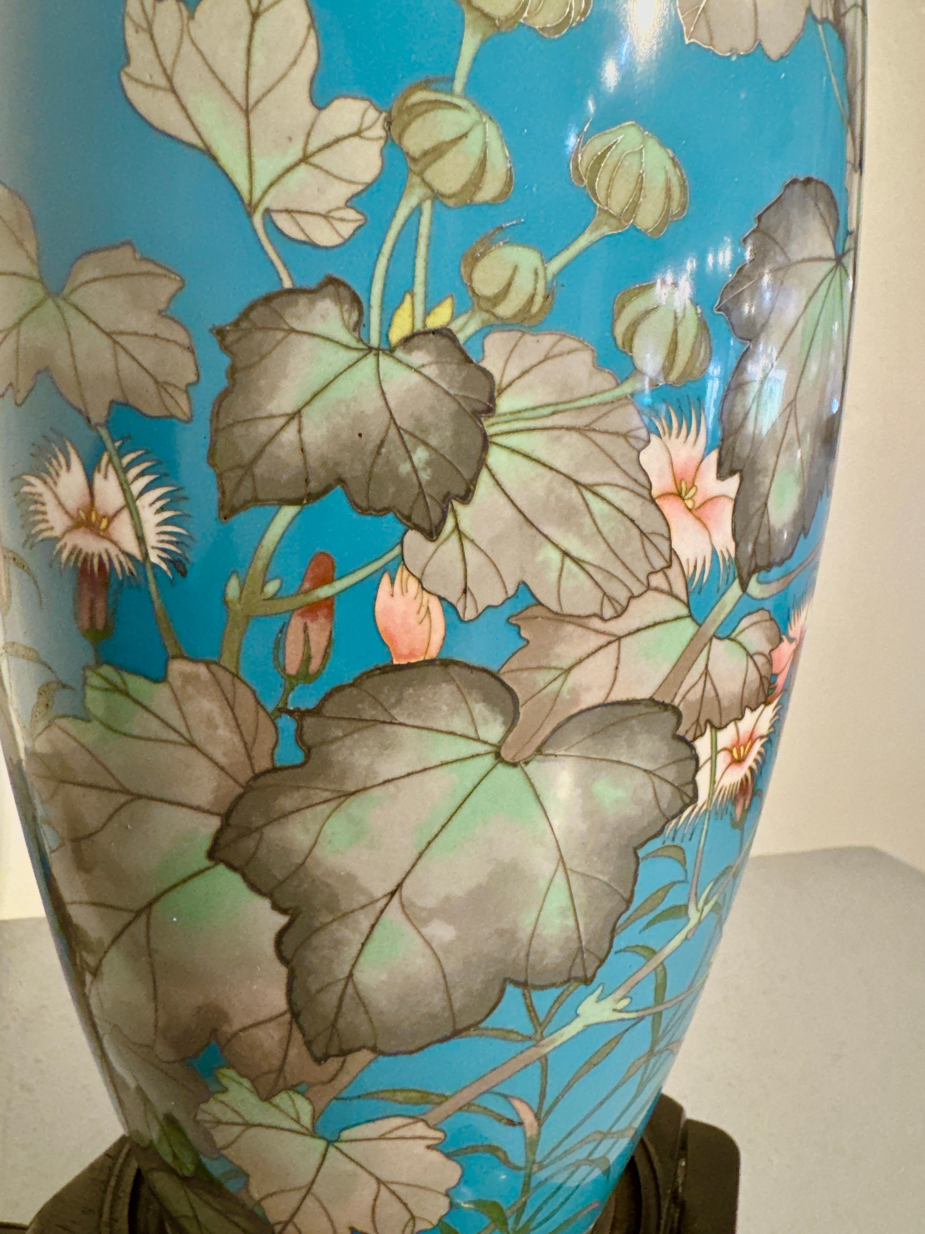 Lampada giapponese con vaso in cloisonne a filo d'argento, periodo Meiji, 1900 circa, Giappone in vendita 3