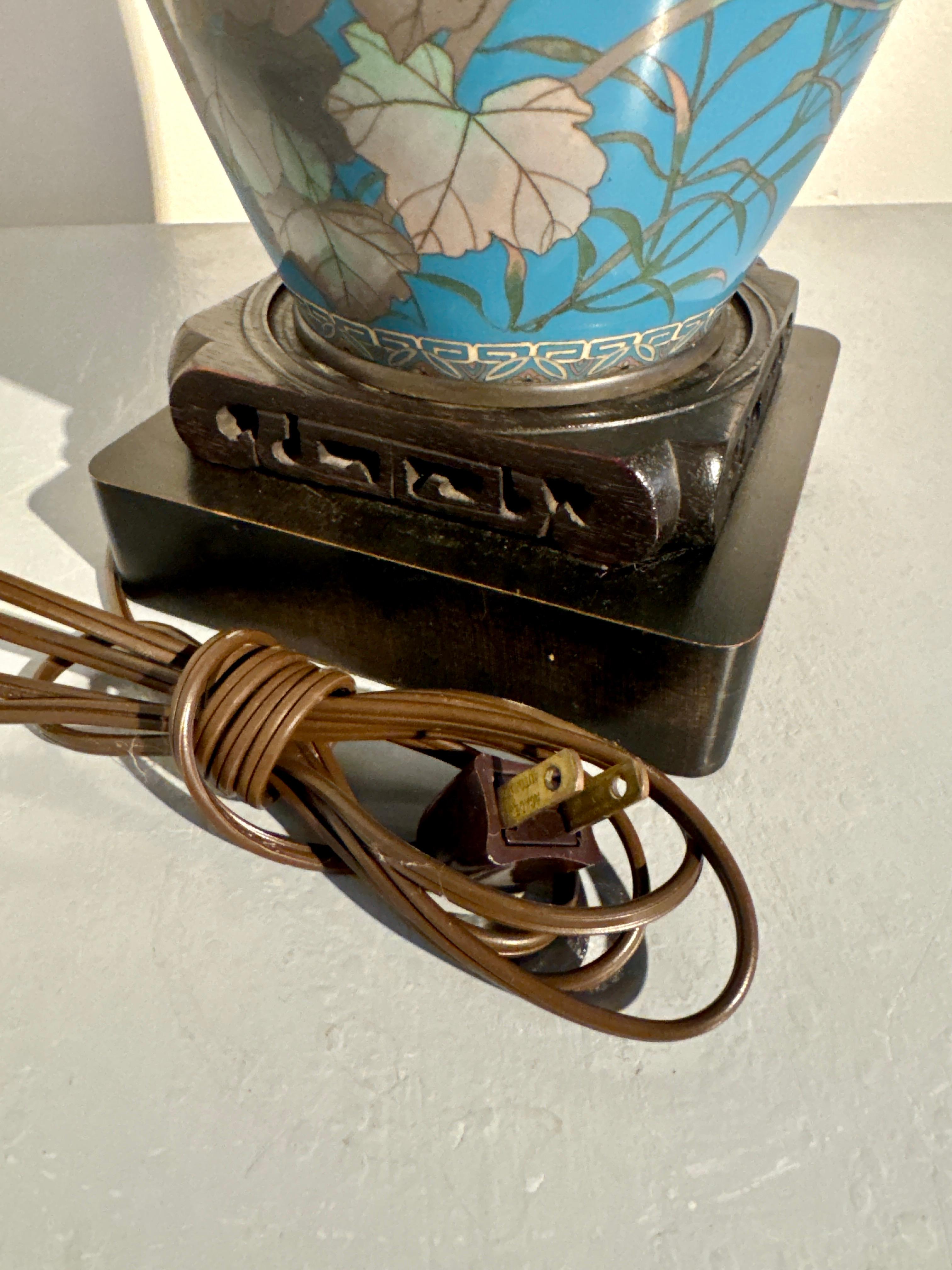 Lampada giapponese con vaso in cloisonne a filo d'argento, periodo Meiji, 1900 circa, Giappone in vendita 5