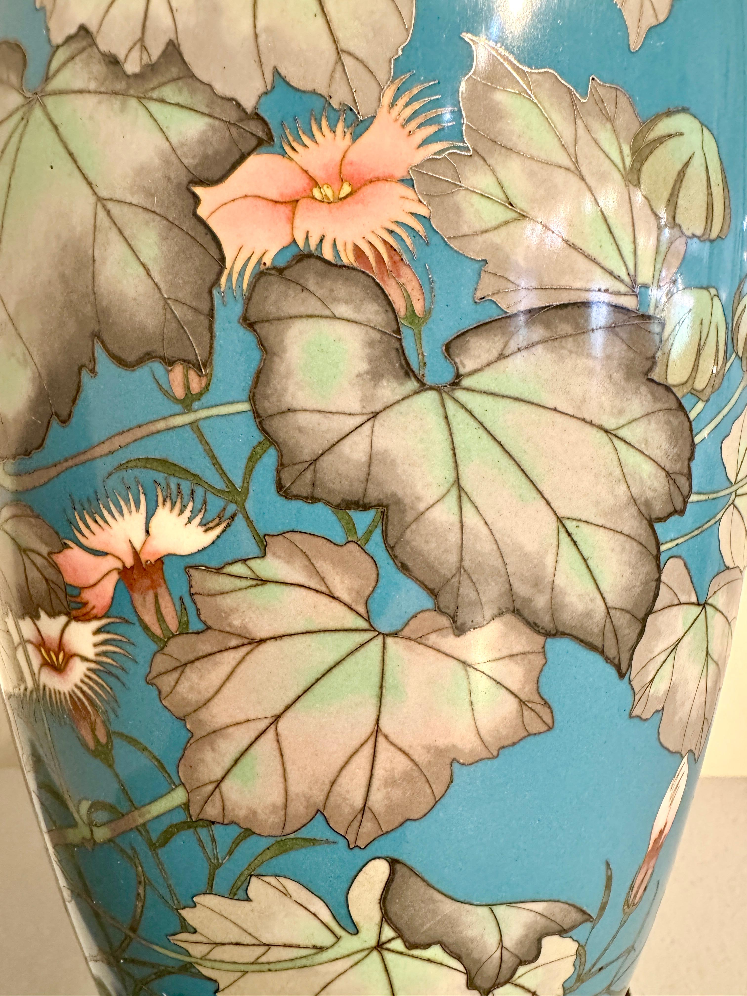 Lampada giapponese con vaso in cloisonne a filo d'argento, periodo Meiji, 1900 circa, Giappone in vendita 2