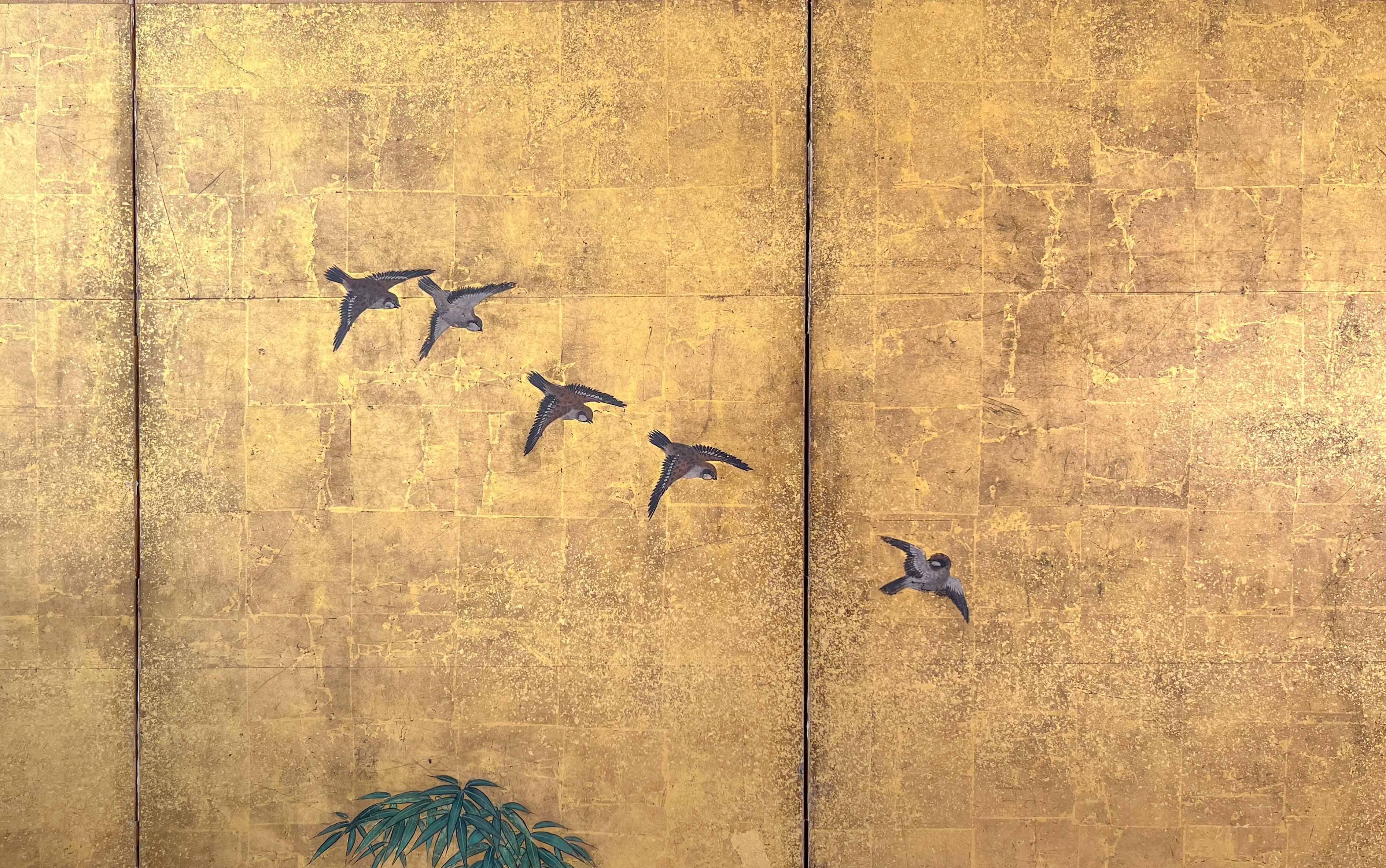 Japanese six-panel folding screen with gold-leaf depicting an idyllic landscape For Sale 3