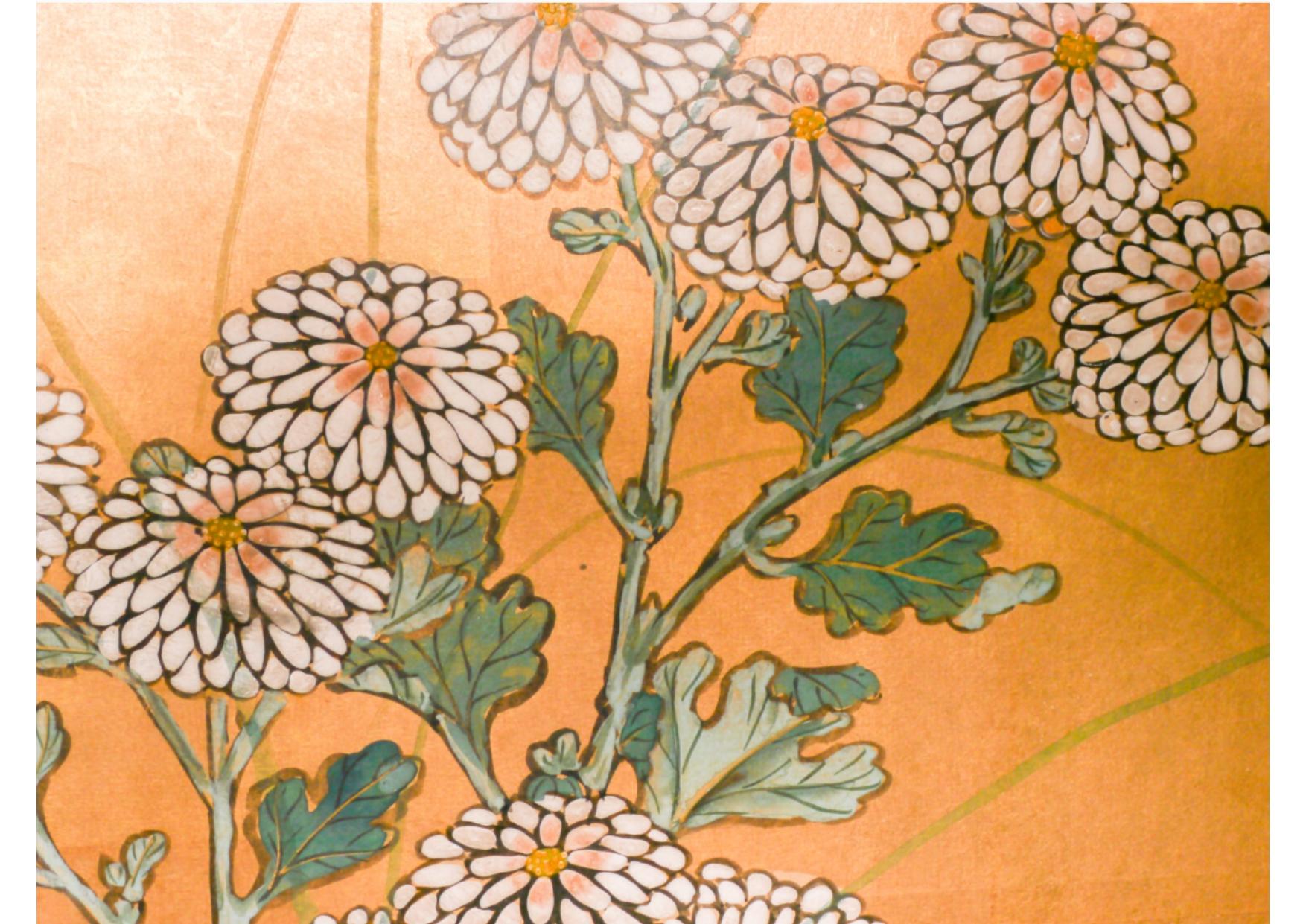 Sechsteiliger japanischer Byobu-Raumteiler aus Byobu mit Chrysanthemen und Herbstgras und Blumen (Handbemalt) im Angebot