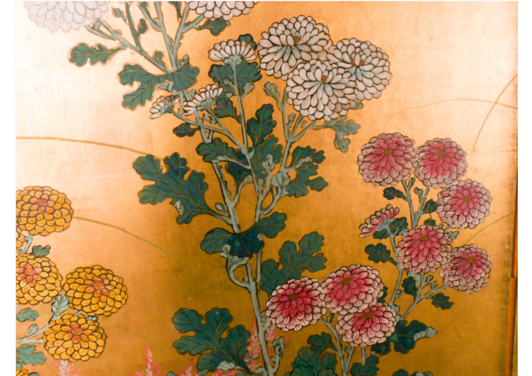 Sechsteiliger japanischer Byobu-Raumteiler aus Byobu mit Chrysanthemen und Herbstgras und Blumen (19. Jahrhundert) im Angebot