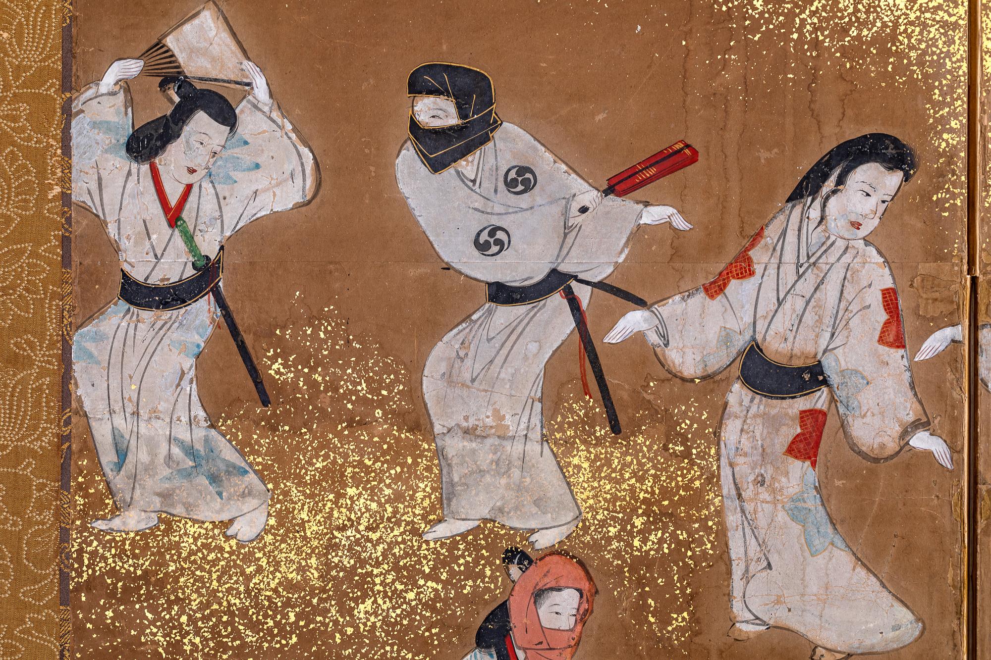 Japanese Six Panel Screen: Tosa School Painting of Theatre Scene In Good Condition For Sale In Hudson, NY