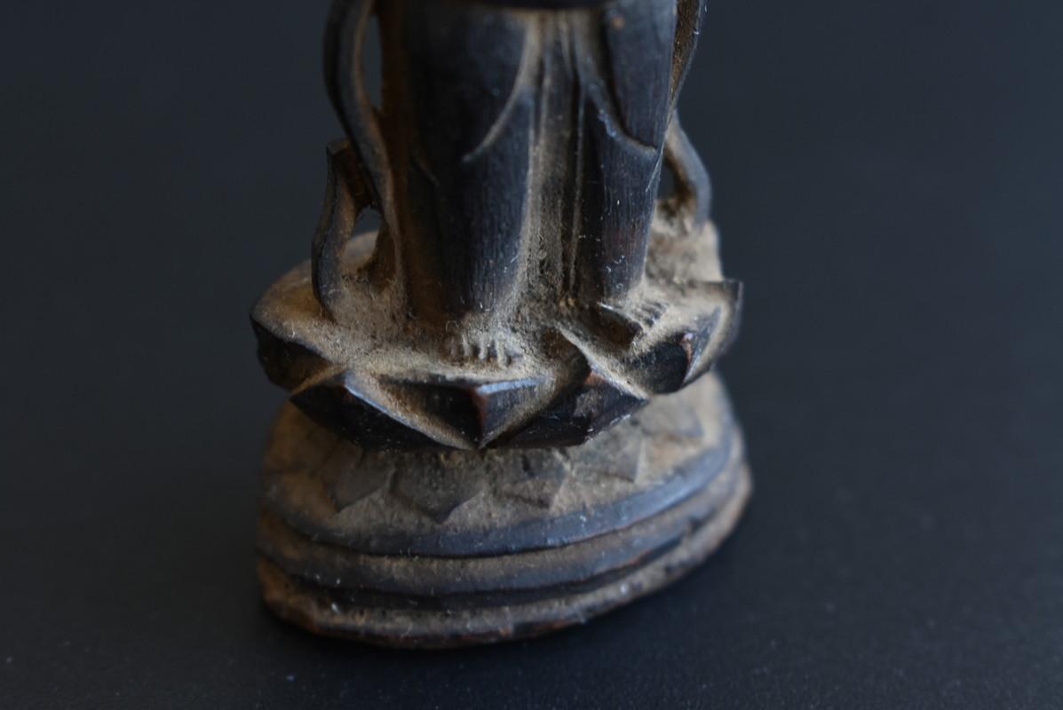 Japanese Small Antique Wood Carving Buddha / 1500s / Kannon Bodhisattva 7