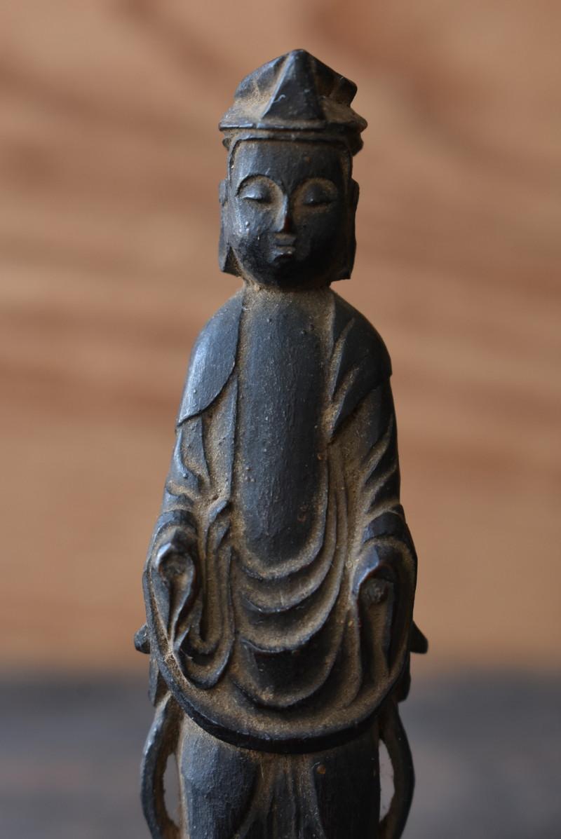 Hand-Carved Japanese Small Antique Wood Carving Buddha / 1500s / Kannon Bodhisattva