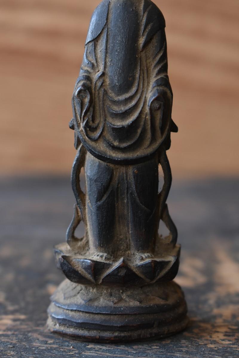 Japanese Small Antique Wood Carving Buddha / 1500s / Kannon Bodhisattva In Good Condition In Sammu-shi, Chiba