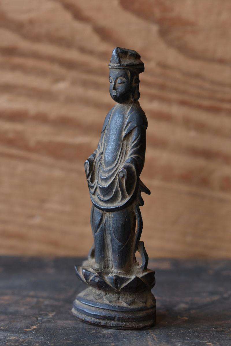 18th Century and Earlier Japanese Small Antique Wood Carving Buddha / 1500s / Kannon Bodhisattva