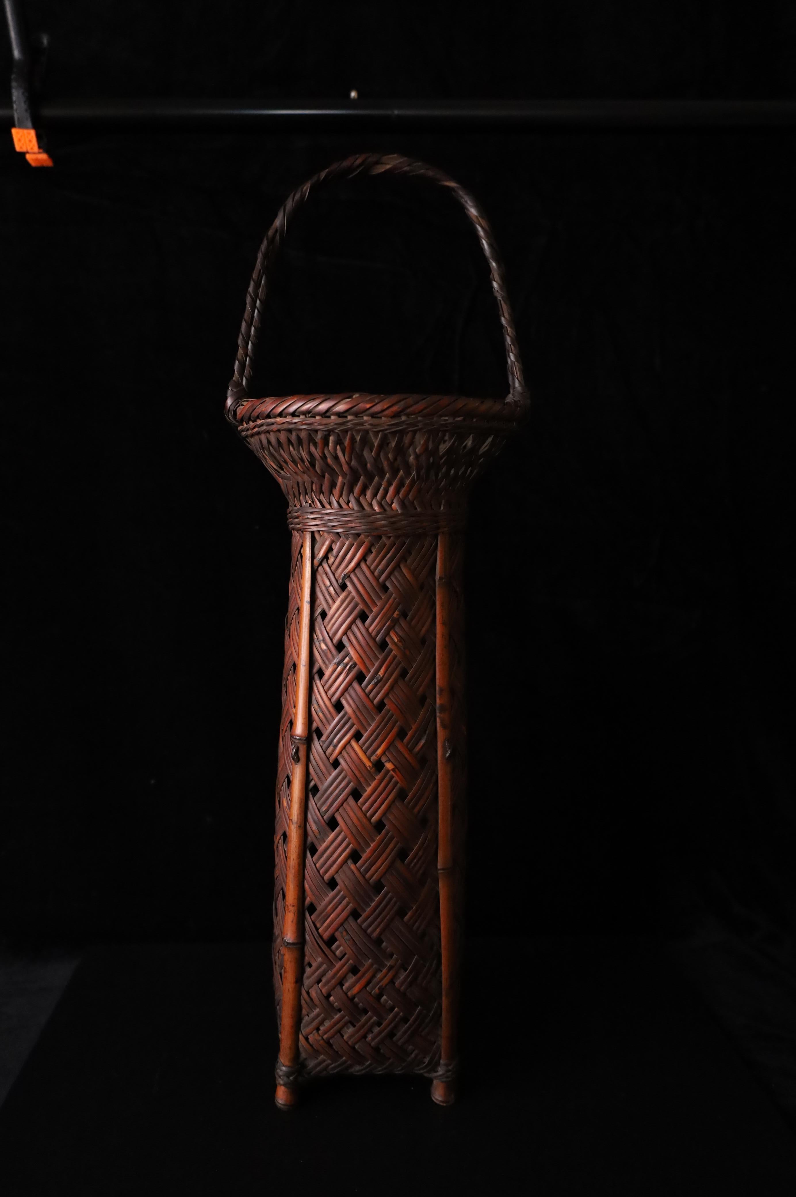 Showa Japanese Small Bamboo Ikebana Basket  for Ikebana– Handwoven, Early 20th Century For Sale