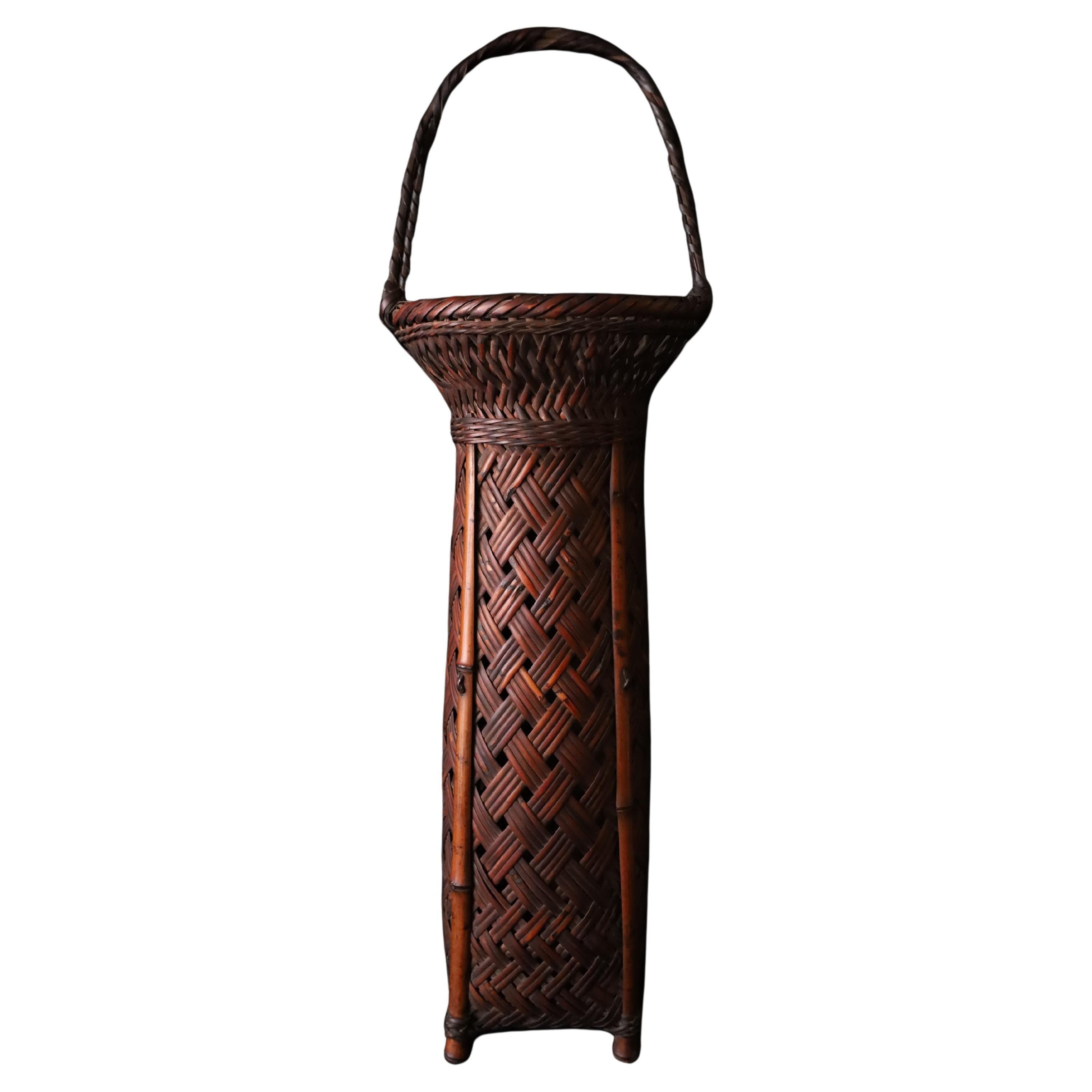 Japanese Small Bamboo Ikebana Basket  for Ikebana– Handwoven, Early 20th Century For Sale