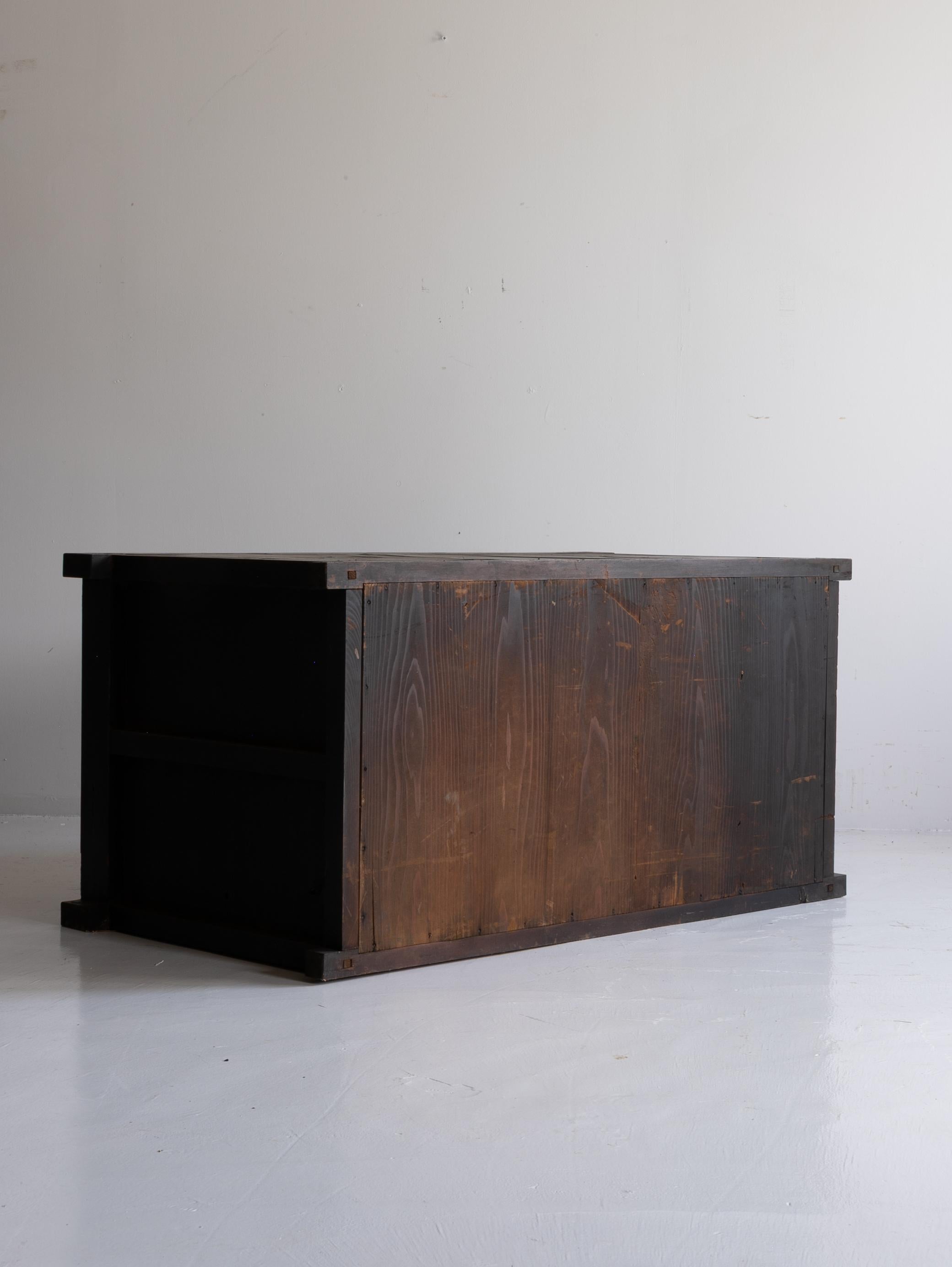 Japanese small Black Tansu 1900-1940 / Taisho Period/Cabinet Sideboard Wabisabi For Sale 5