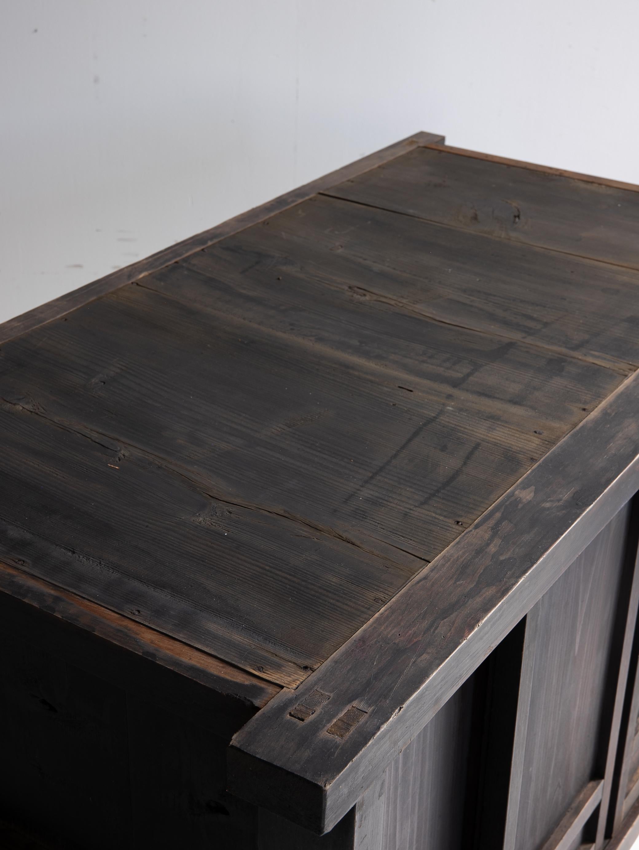 Japanese small Black Tansu 1900-1940 / Taisho Period/Cabinet Sideboard Wabisabi For Sale 9