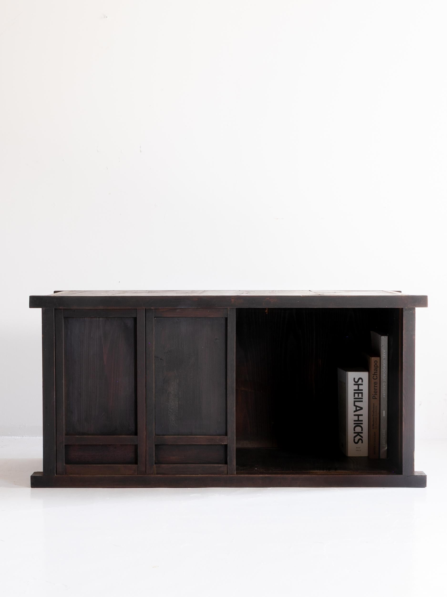 Japanese small Black Tansu 1900-1940 / Taisho Period/Cabinet Sideboard Wabisabi For Sale 1
