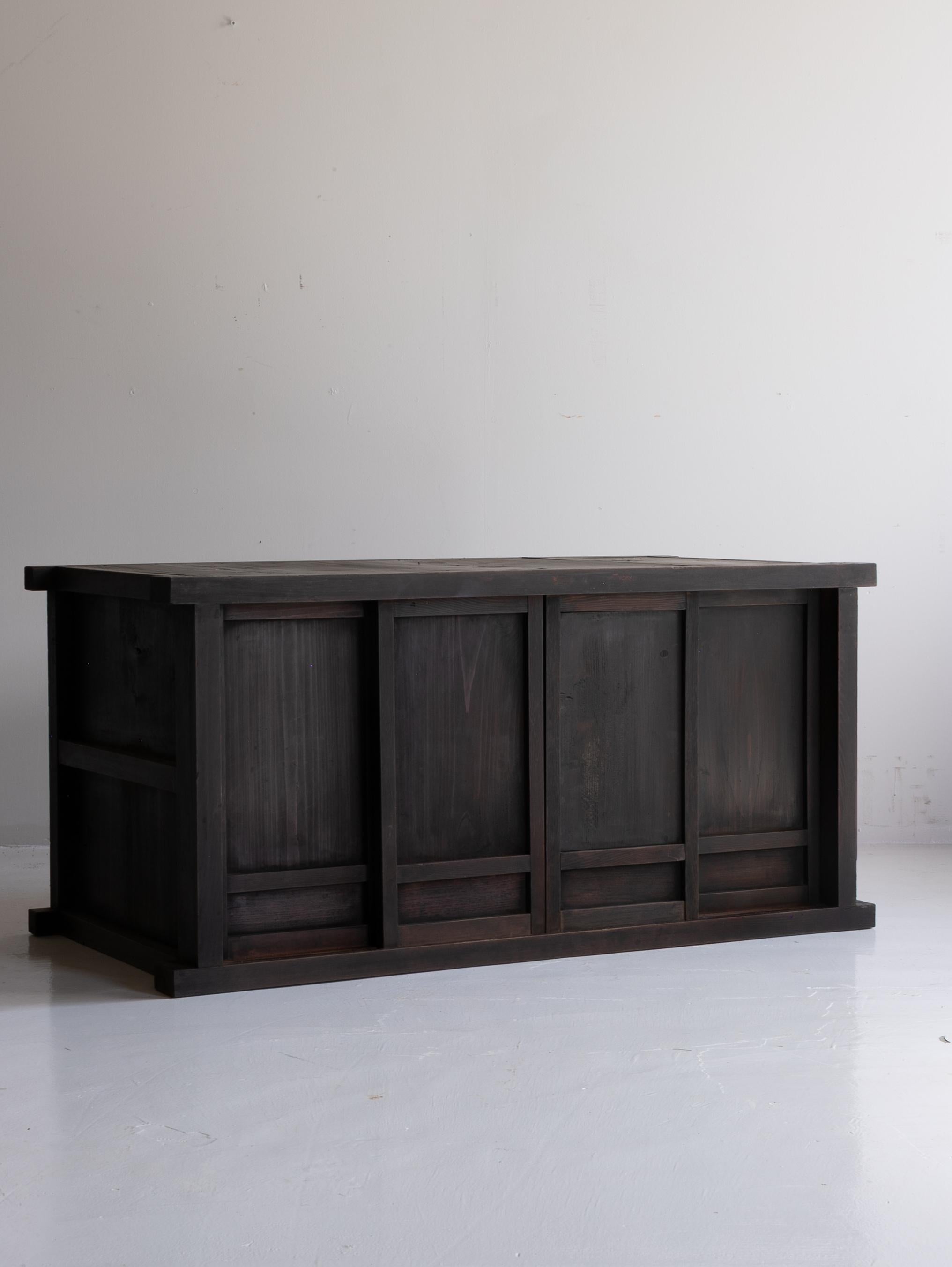 Japanese small Black Tansu 1900-1940 / Taisho Period/Cabinet Sideboard Wabisabi For Sale 3