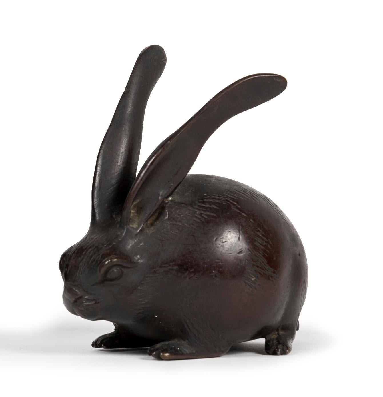 Japonisme Japanese small round bronze hare Meiji era For Sale