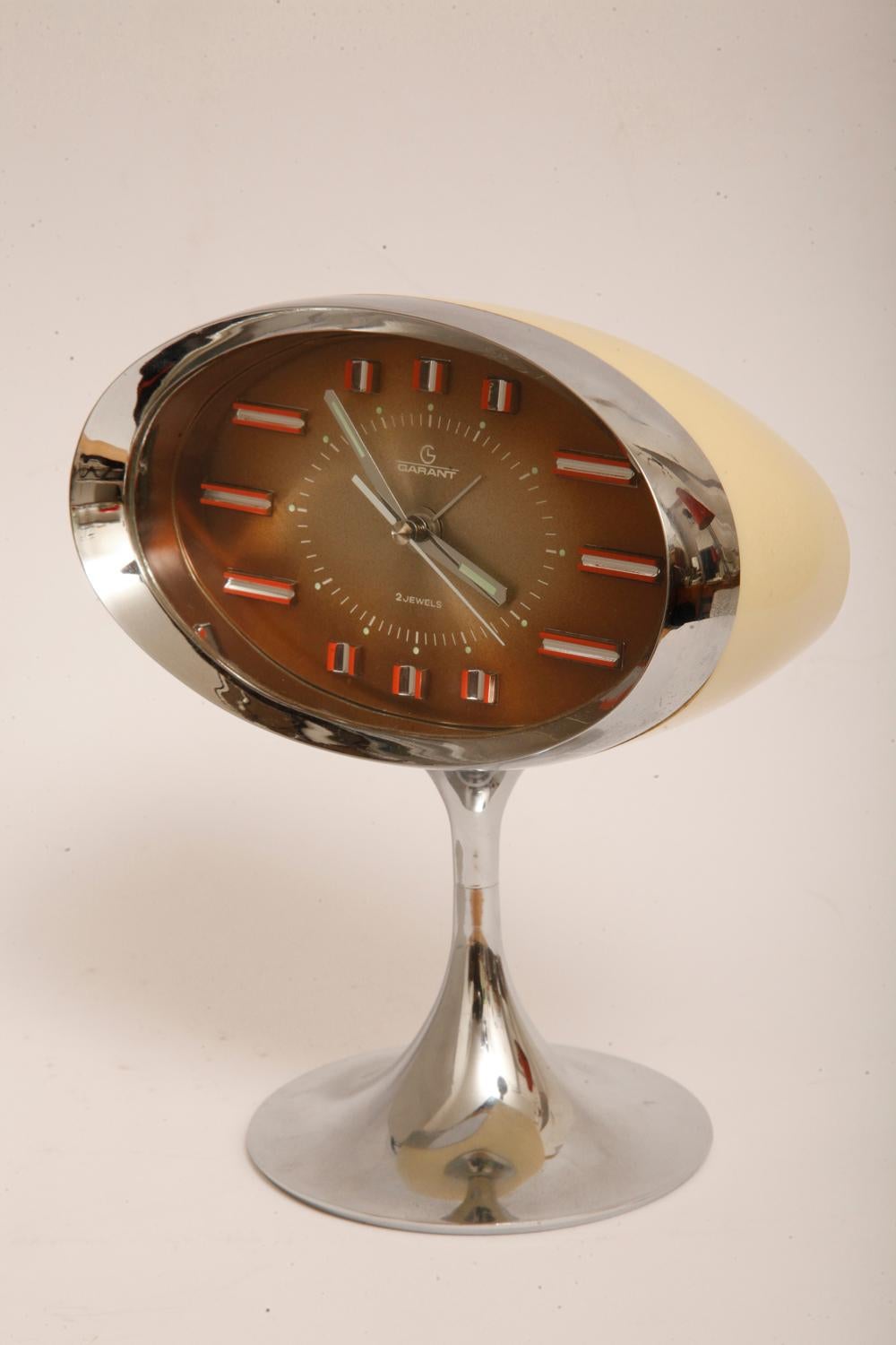 Japanese Space Age Alarm Clock Garant, Plastic and Chromed, 1970s For Sale 5