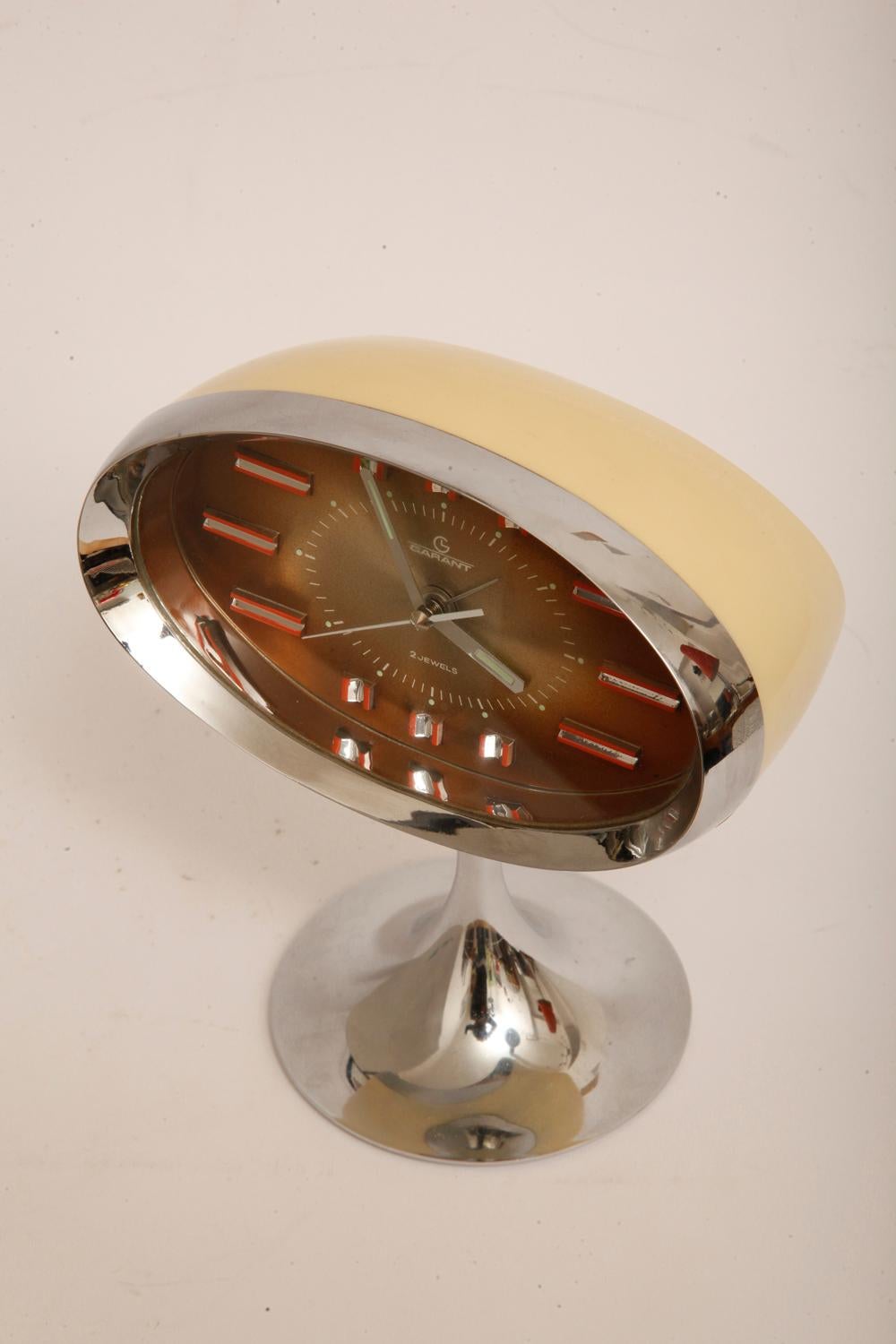 Japanese Space Age Alarm Clock Garant, Plastic and Chromed, 1970s For Sale 10