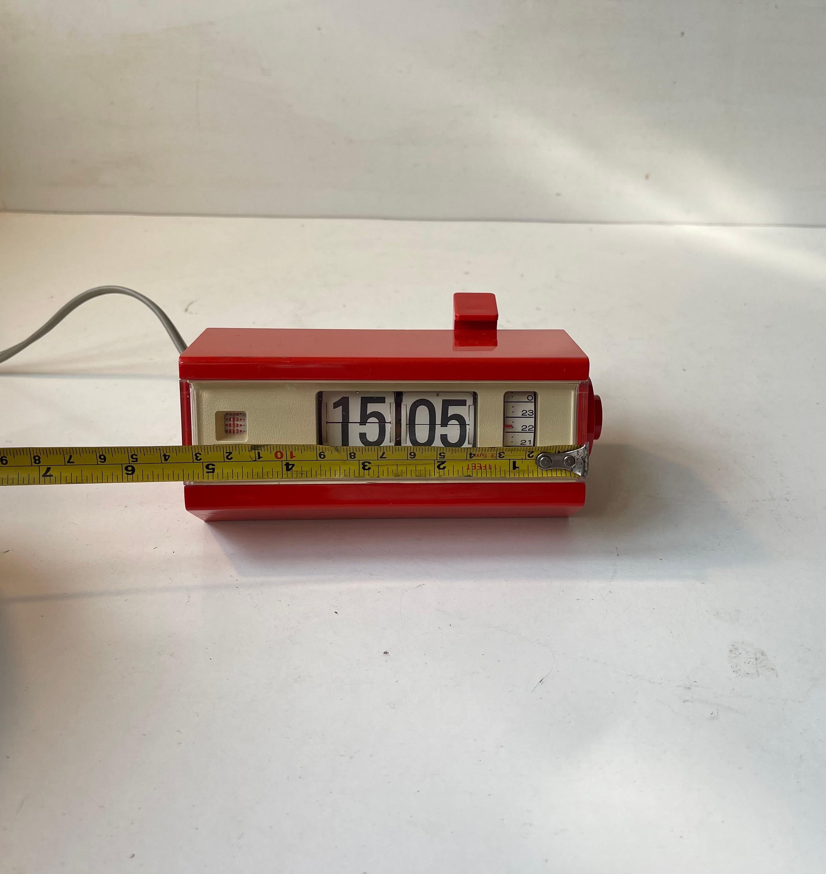 Japanese Space Age Flip Alarm Clock by Copal, 1970s For Sale 2