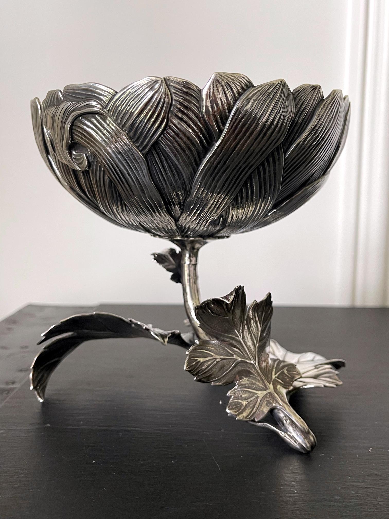 Japanese Sterling Silver Chrysanthemum Dish Meiji Period For Sale 1