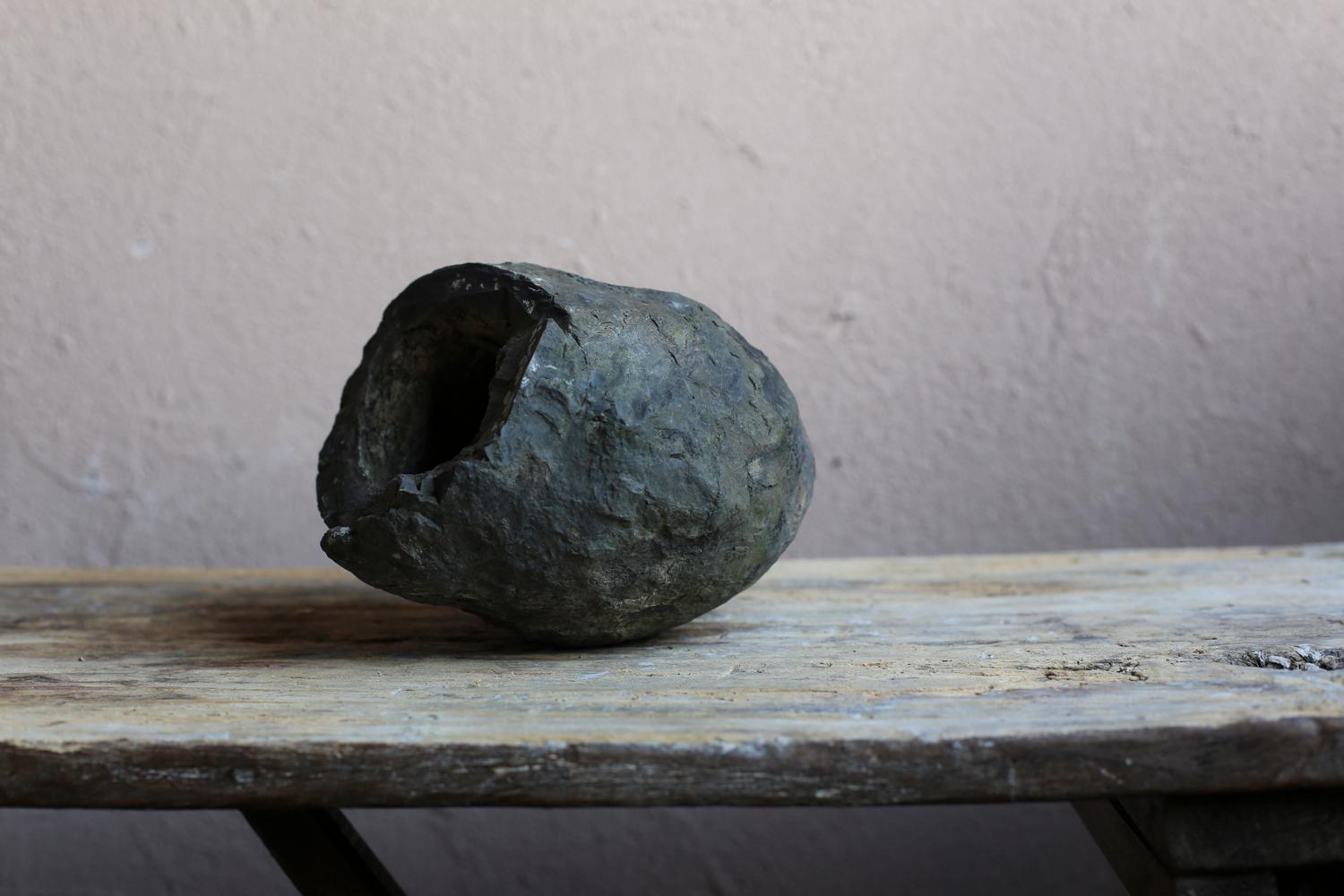 Japanisches Steinobjekt TAMARI-ISHI / wabi-sabi im Zustand „Gut“ im Angebot in Sammu-shi, Chiba