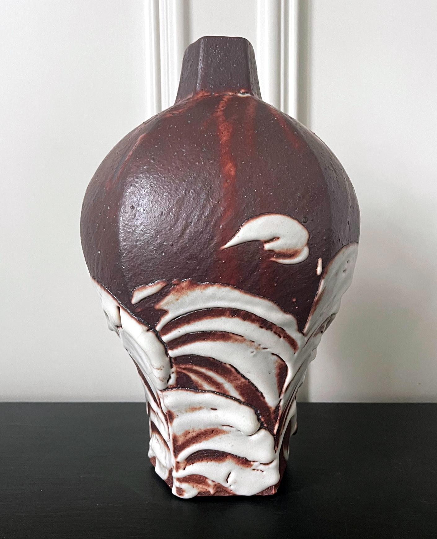 Contemporary Japanese Studio Ceramic Vase by Ken Matsuzaki with Original Tomobako For Sale