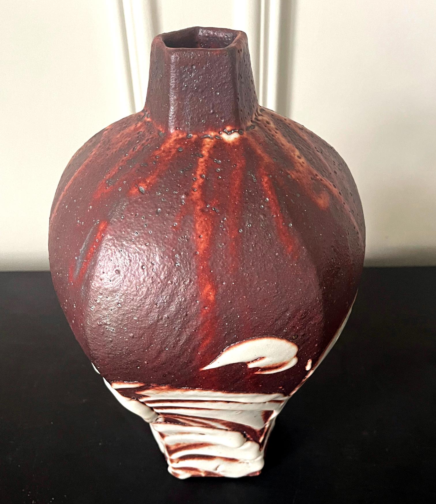 Japanese Studio Ceramic Vase by Ken Matsuzaki with Original Tomobako For Sale 3