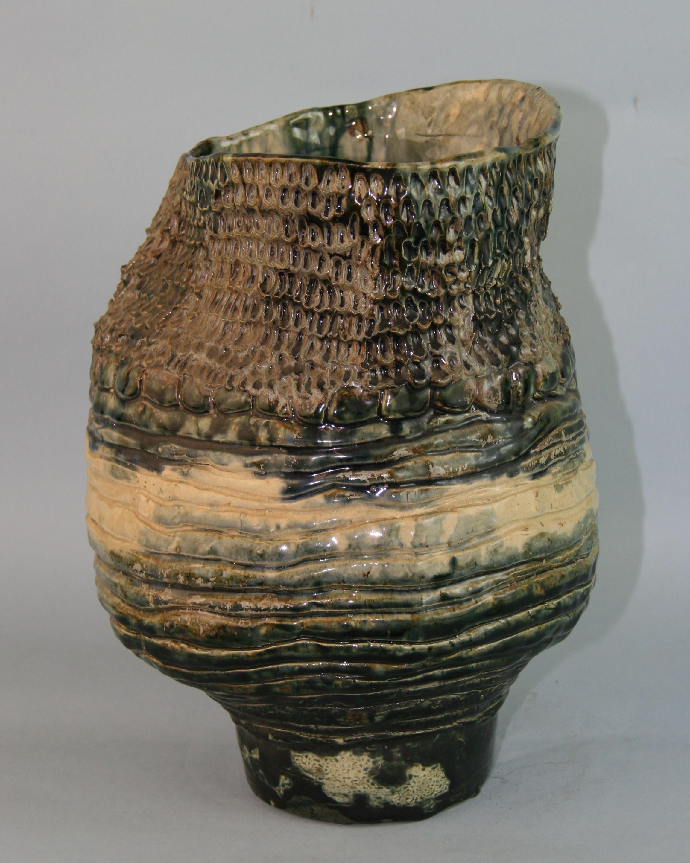 1149 Magnifique vase de studio japonais en lave émaillée 