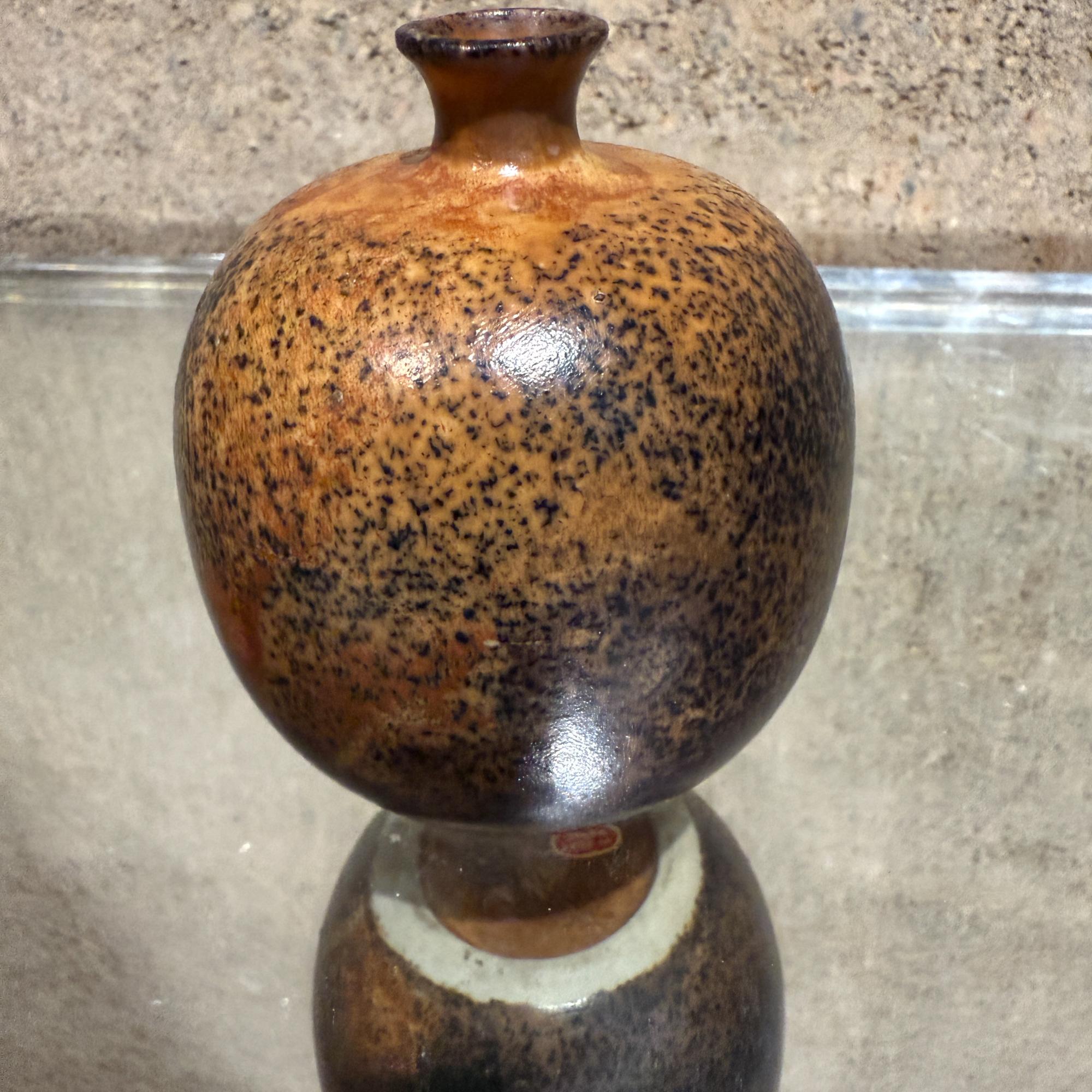 Japanese Studio Pottery Stonewear Vase Weed Pot Earthy Speckled Brown In Good Condition For Sale In Chula Vista, CA