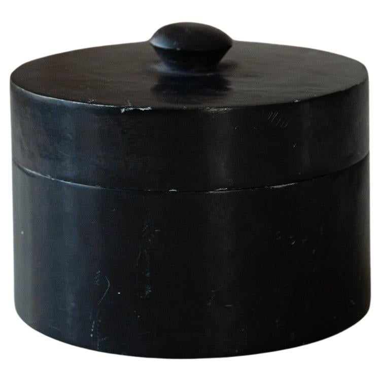 Japanese style black stoneware pot, Bonbonniere, jewelry box For Sale
