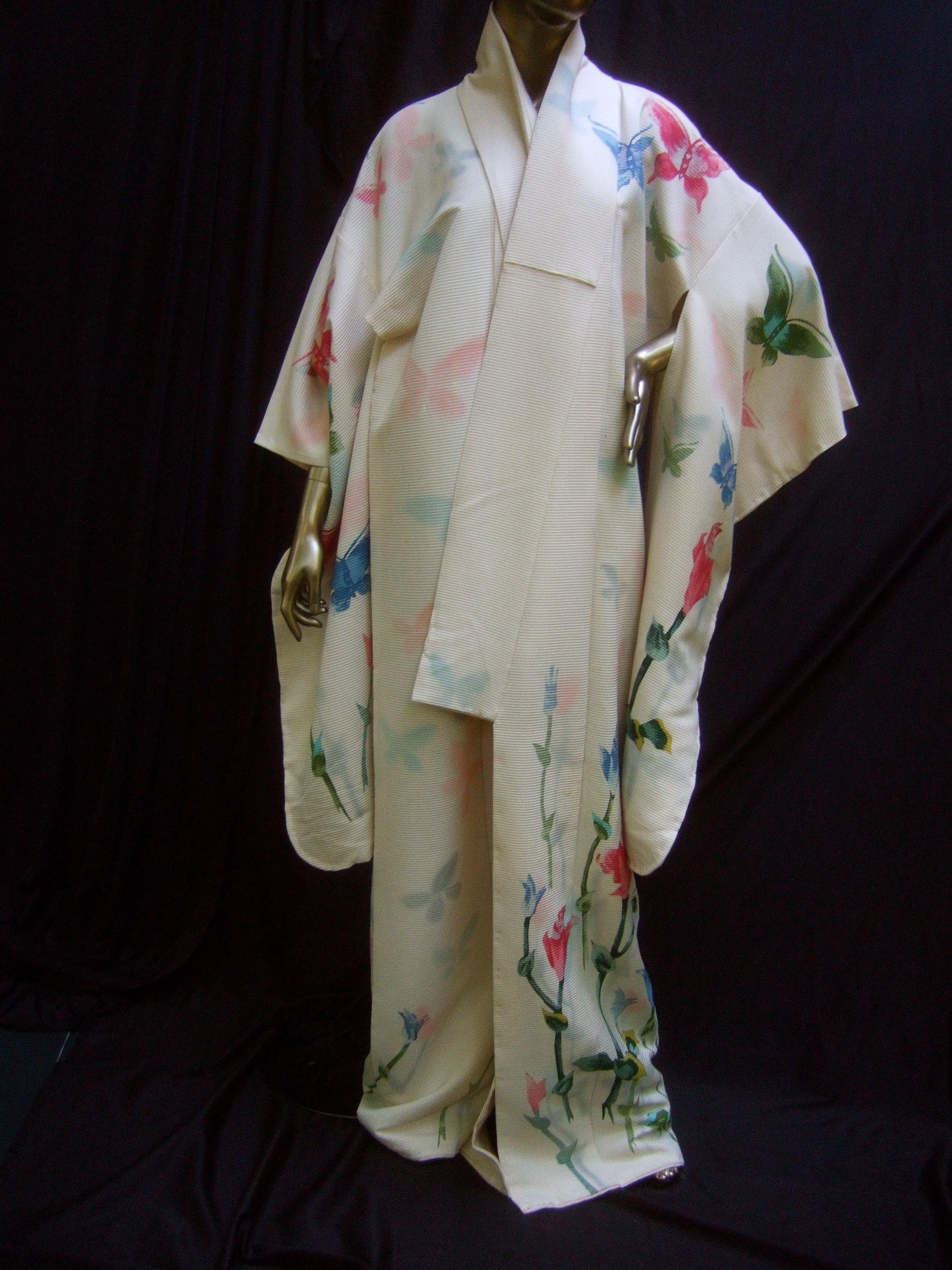 Japanese style Butterfly Floral Vintage Kimono circa 1970 1