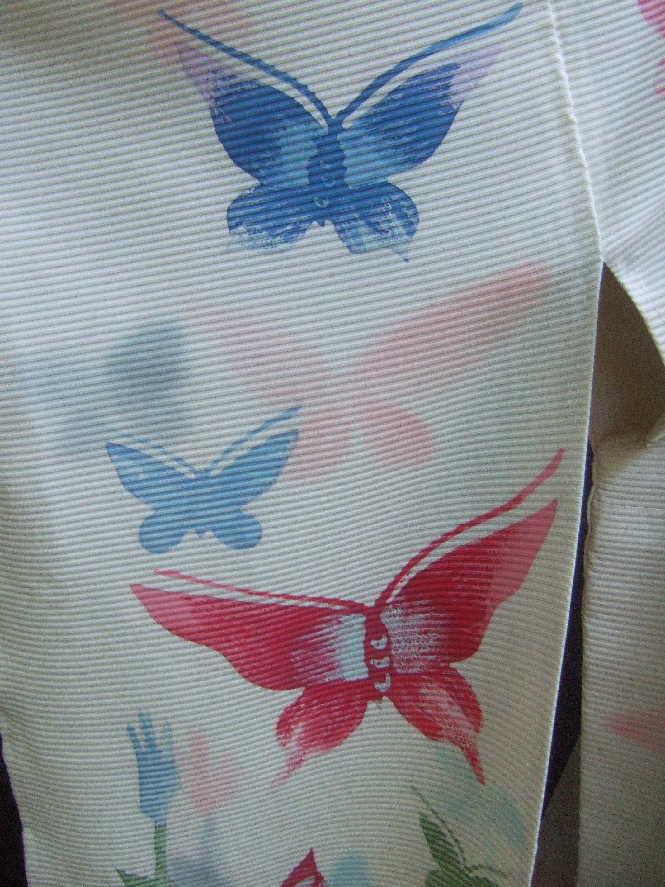 Japanese style Butterfly Floral Vintage Kimono circa 1970 4