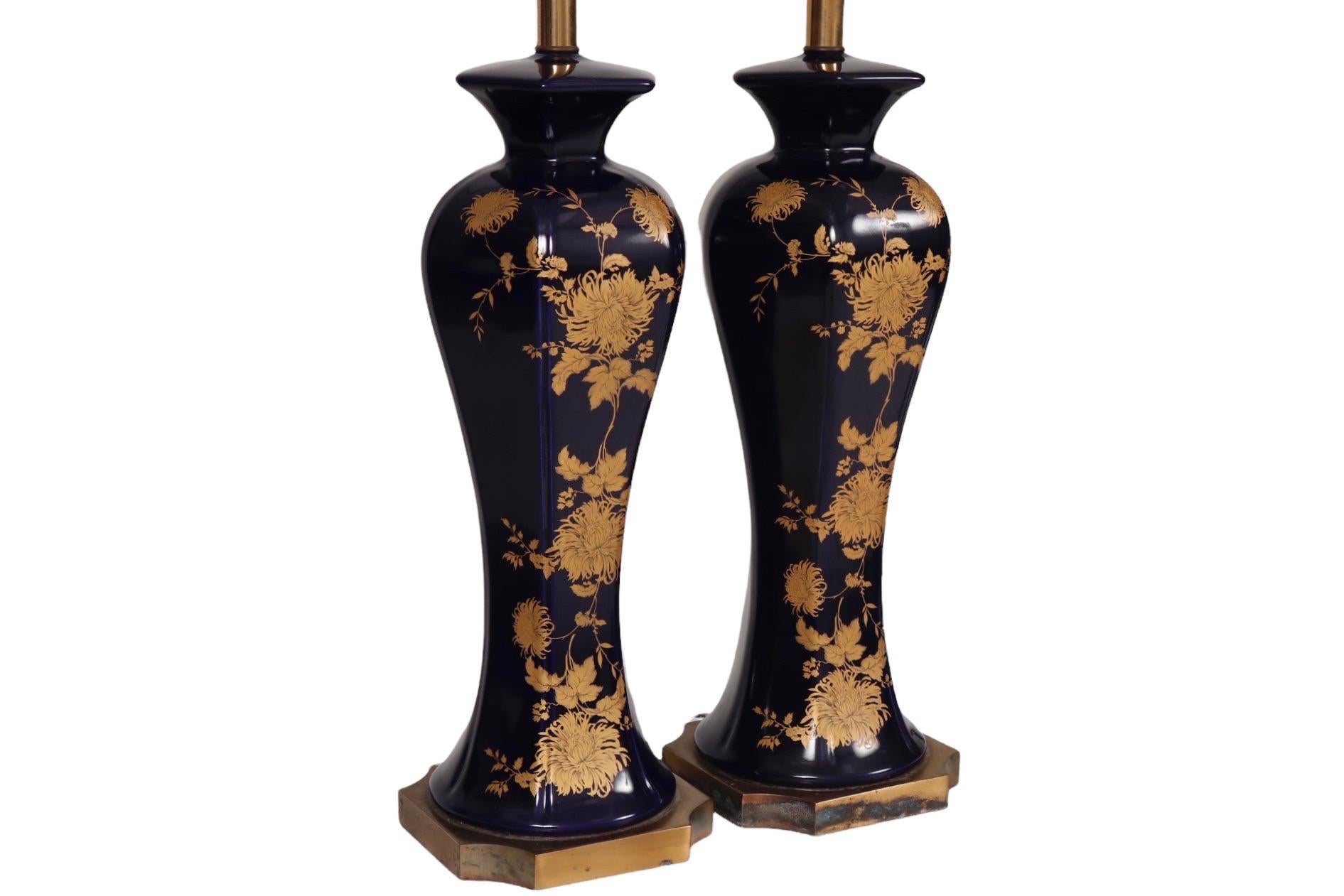 Japanese Style Ceramic Table Lamps, a Pair In Good Condition For Sale In Bradenton, FL
