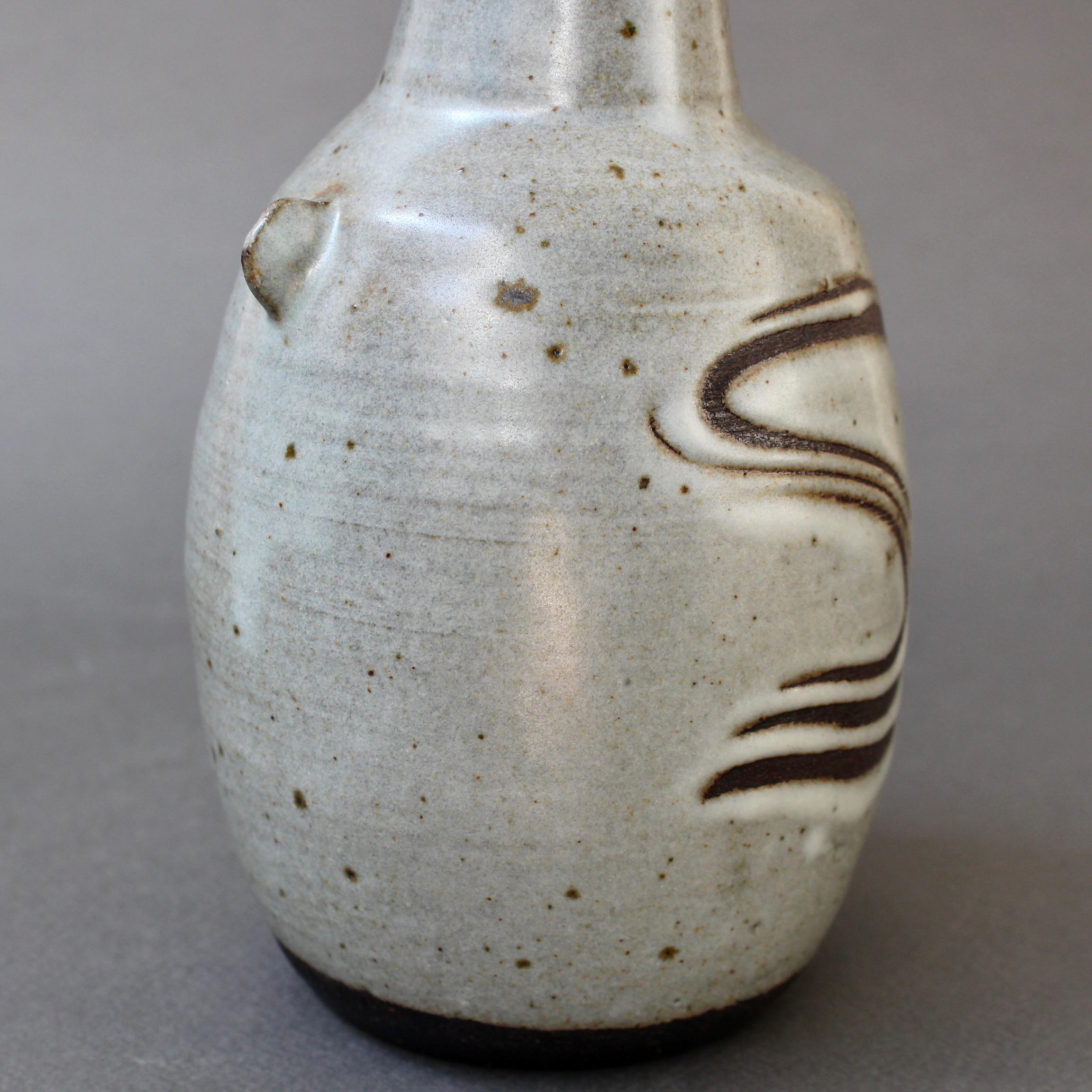 Japanese Style Ceramic Vase with Lugs by Janet Leach '1981' For Sale 3